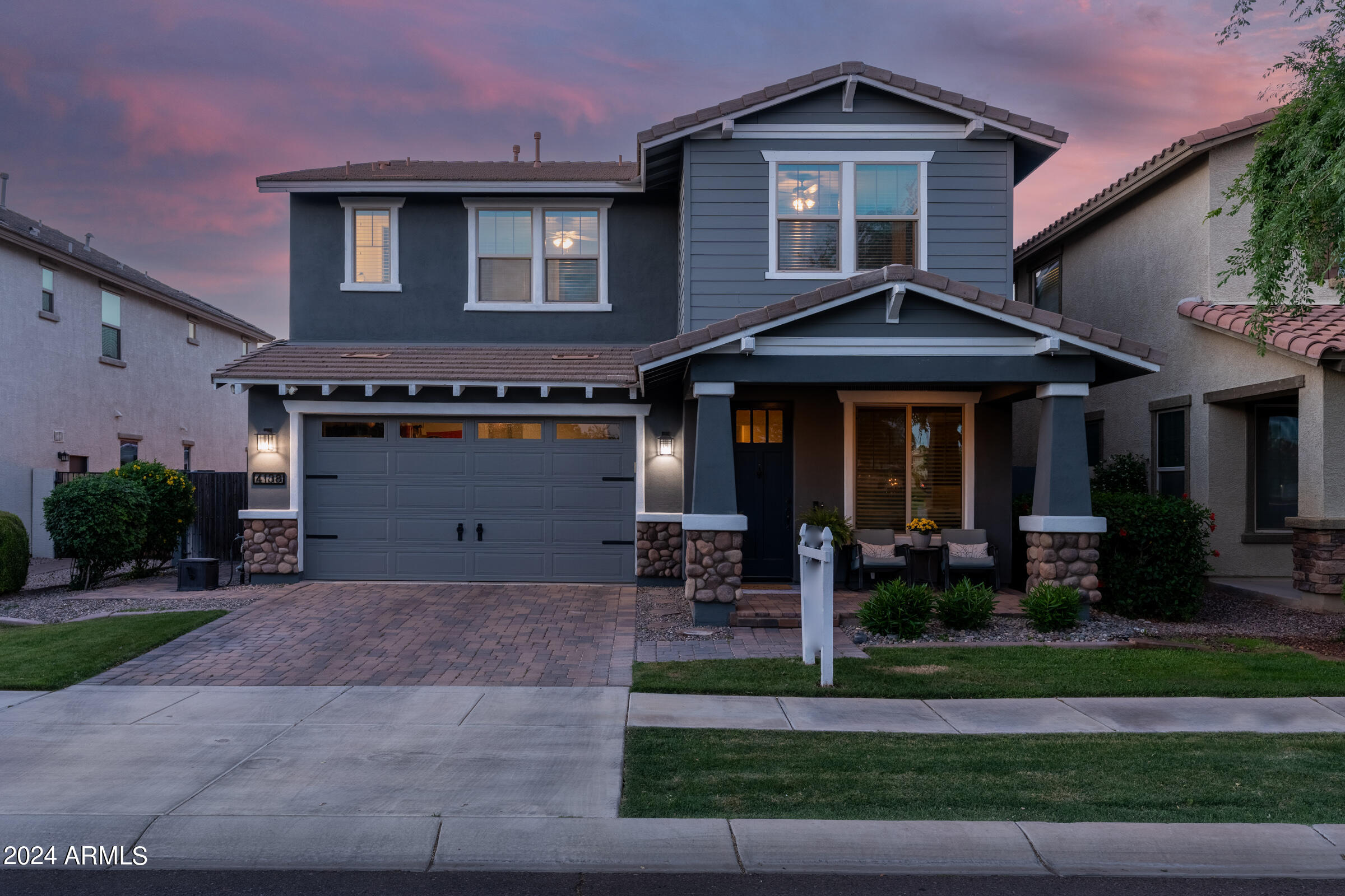 4138 E AMBER Lane