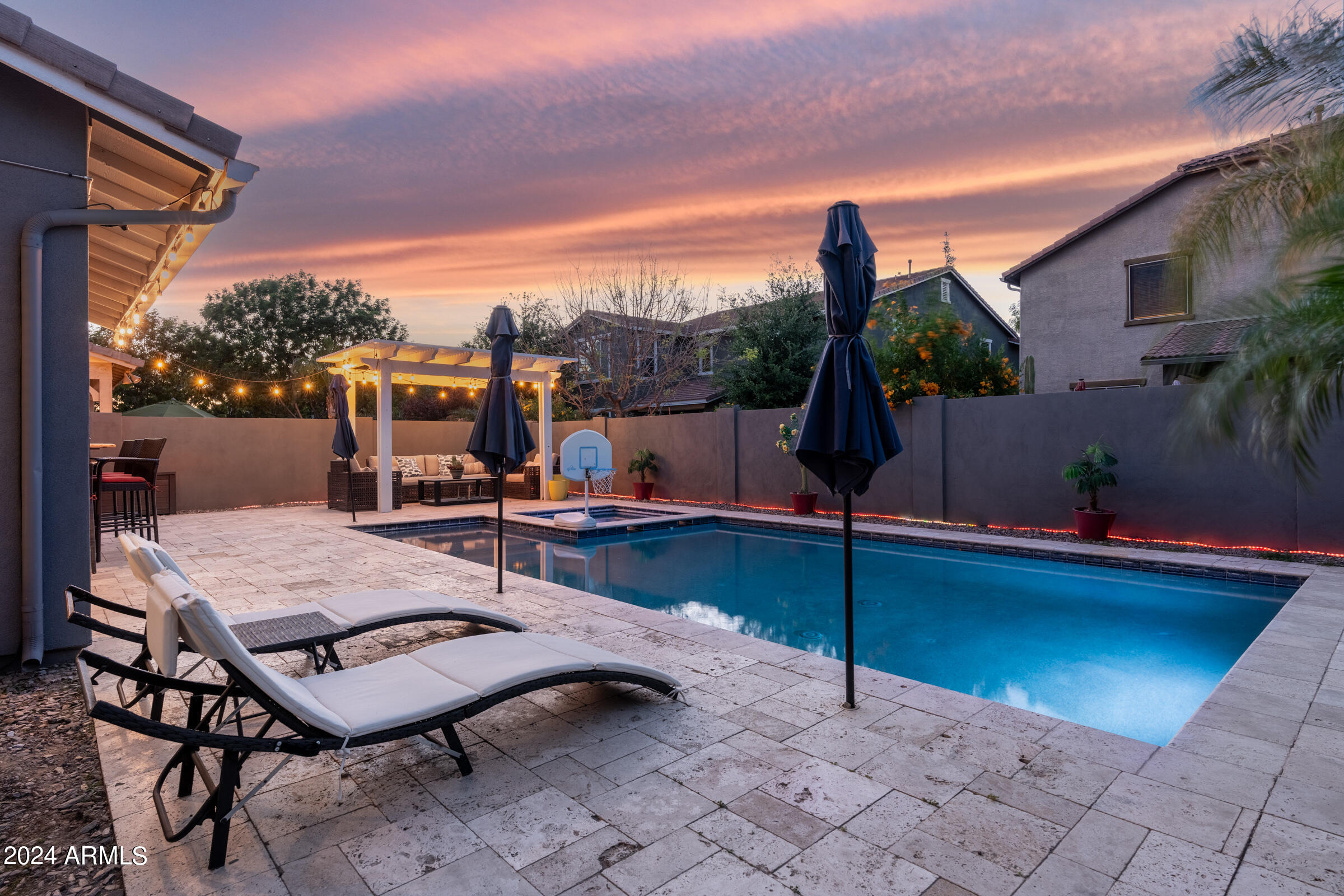 4138 E AMBER Lane