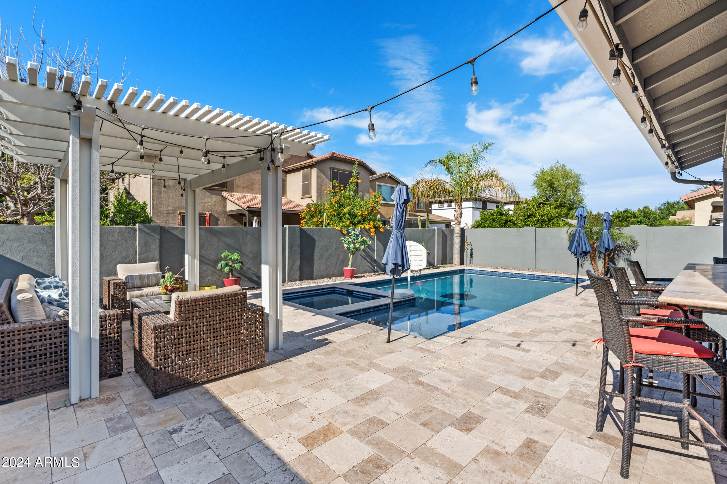 4138 E AMBER Lane