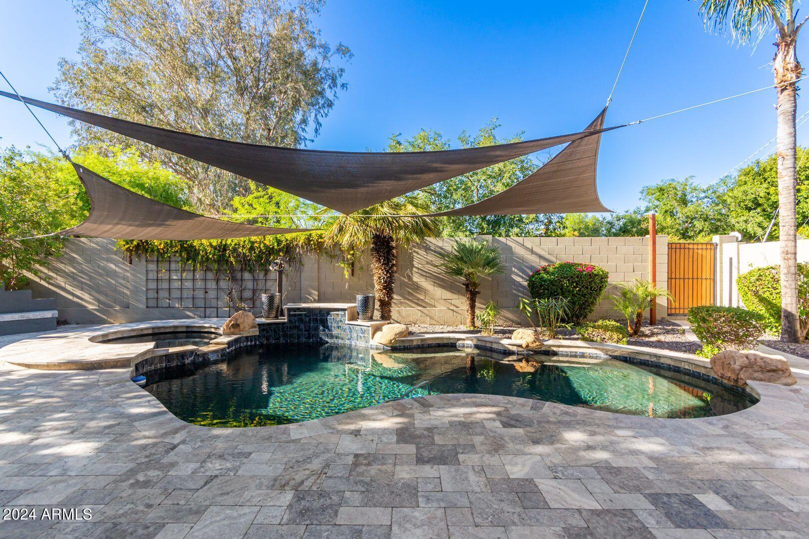 3202 E ORANGE Drive