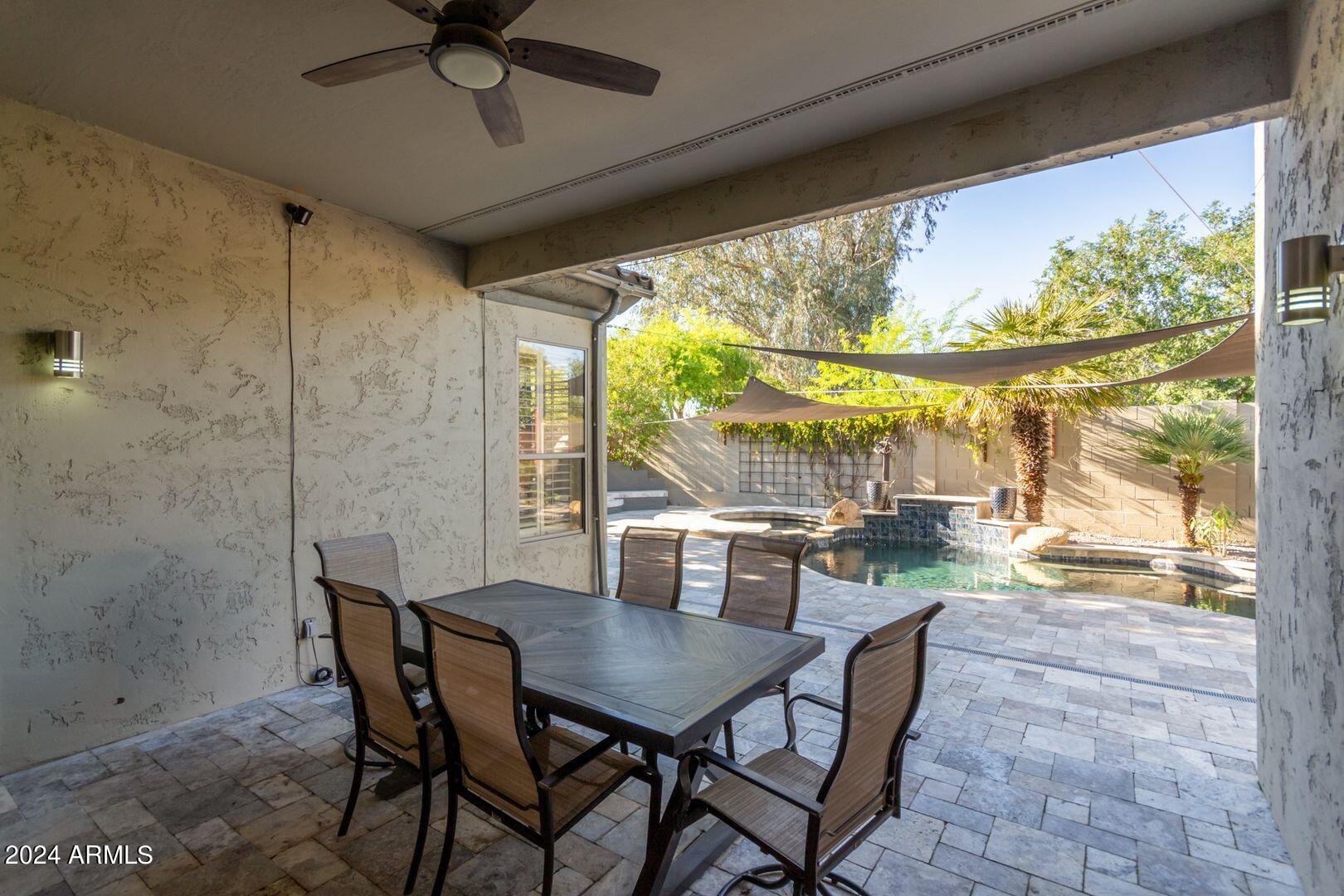 3202 E ORANGE Drive