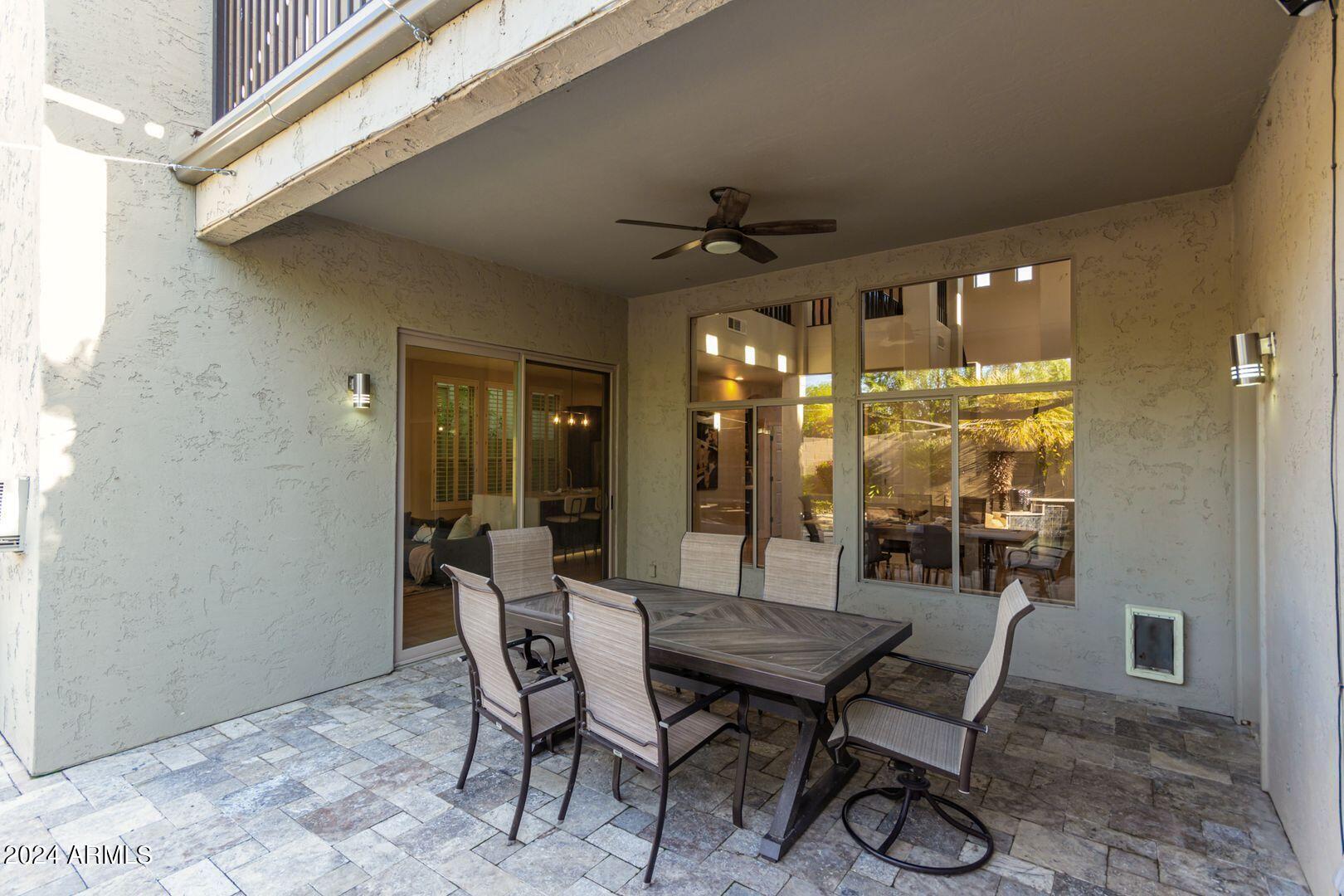 3202 E ORANGE Drive