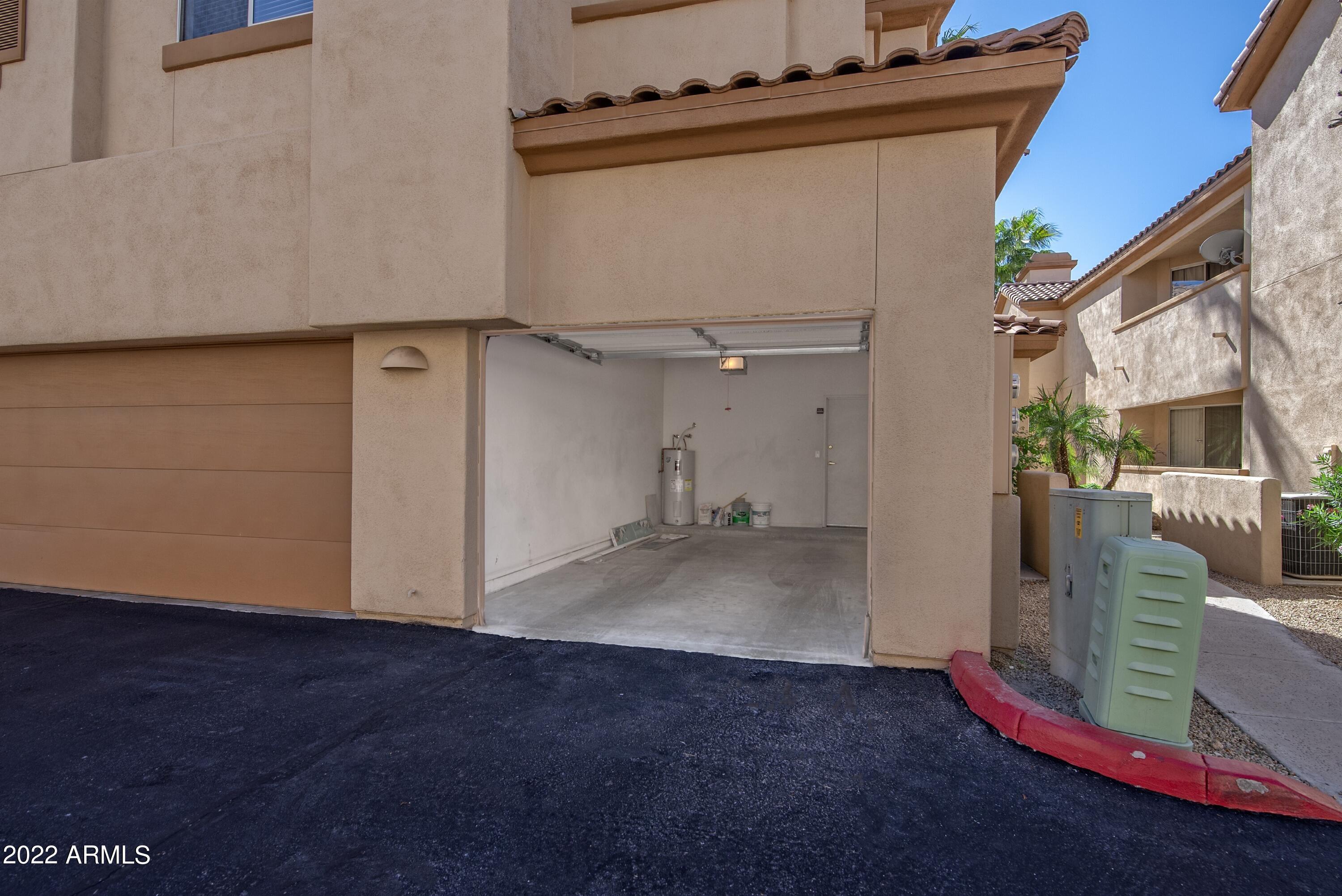 2992 N Miller Road, 211A