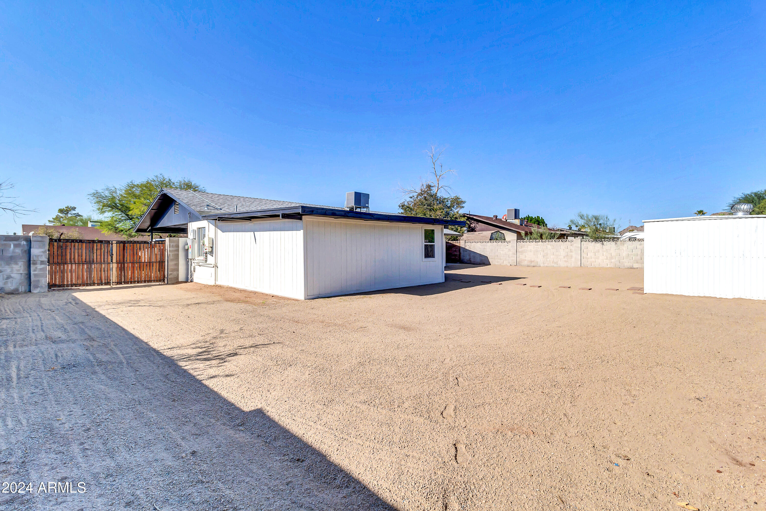729 N 96TH Place