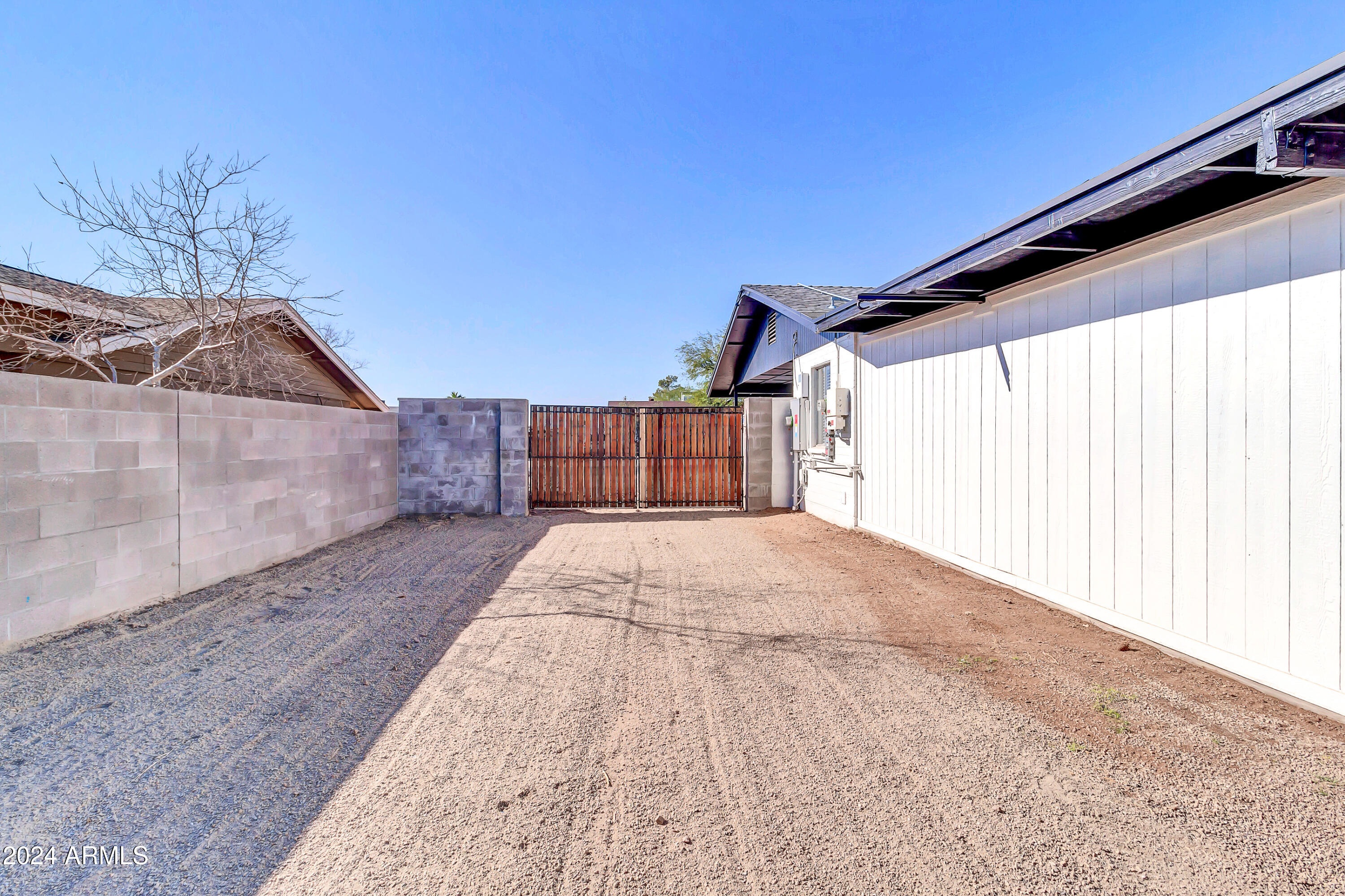 729 N 96TH Place