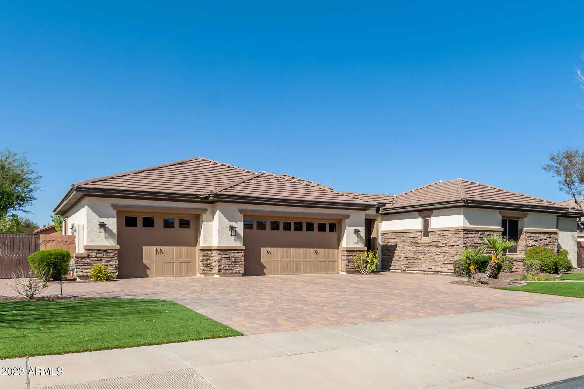 19888 E RUSSET Road