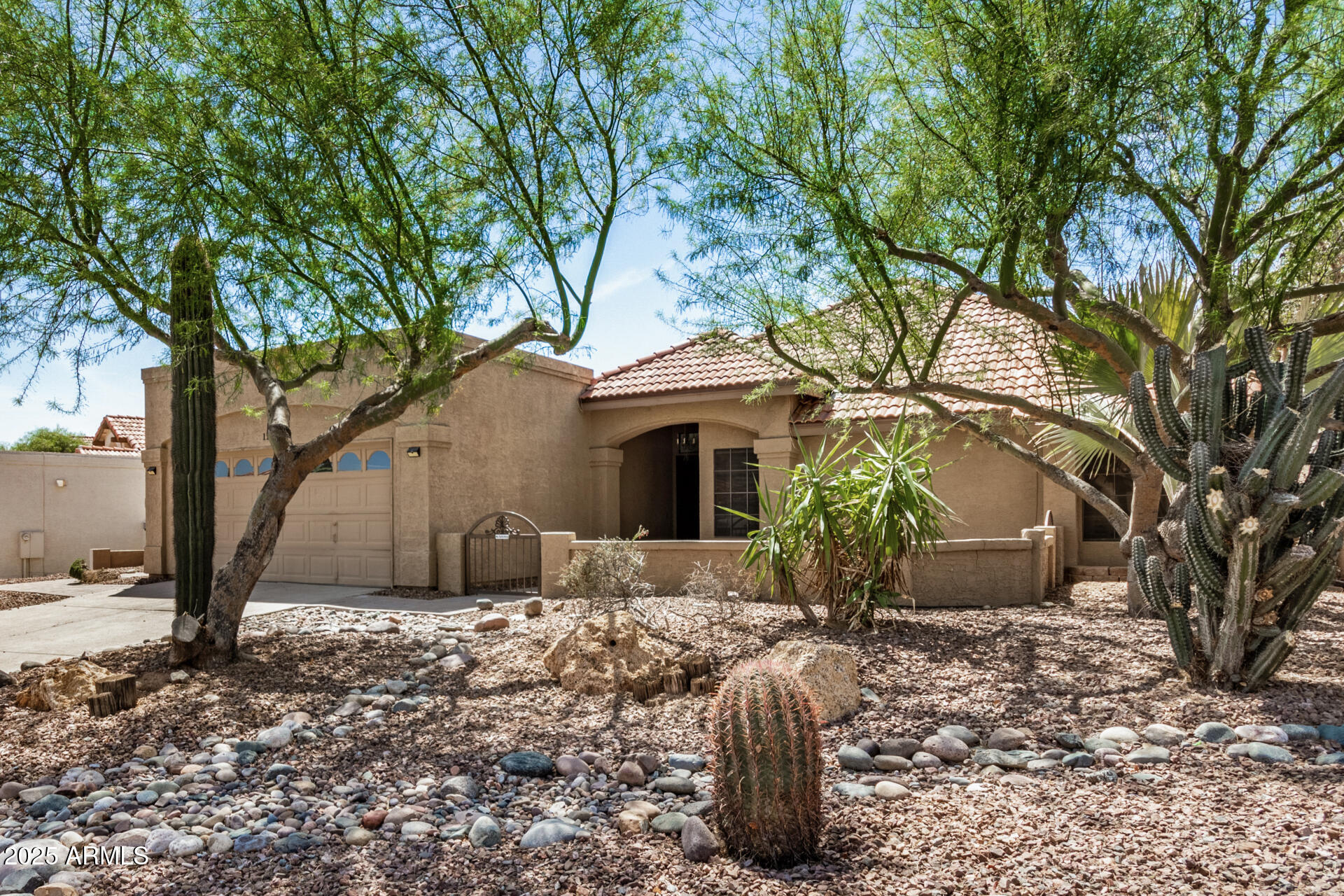 15238 S 36TH Place