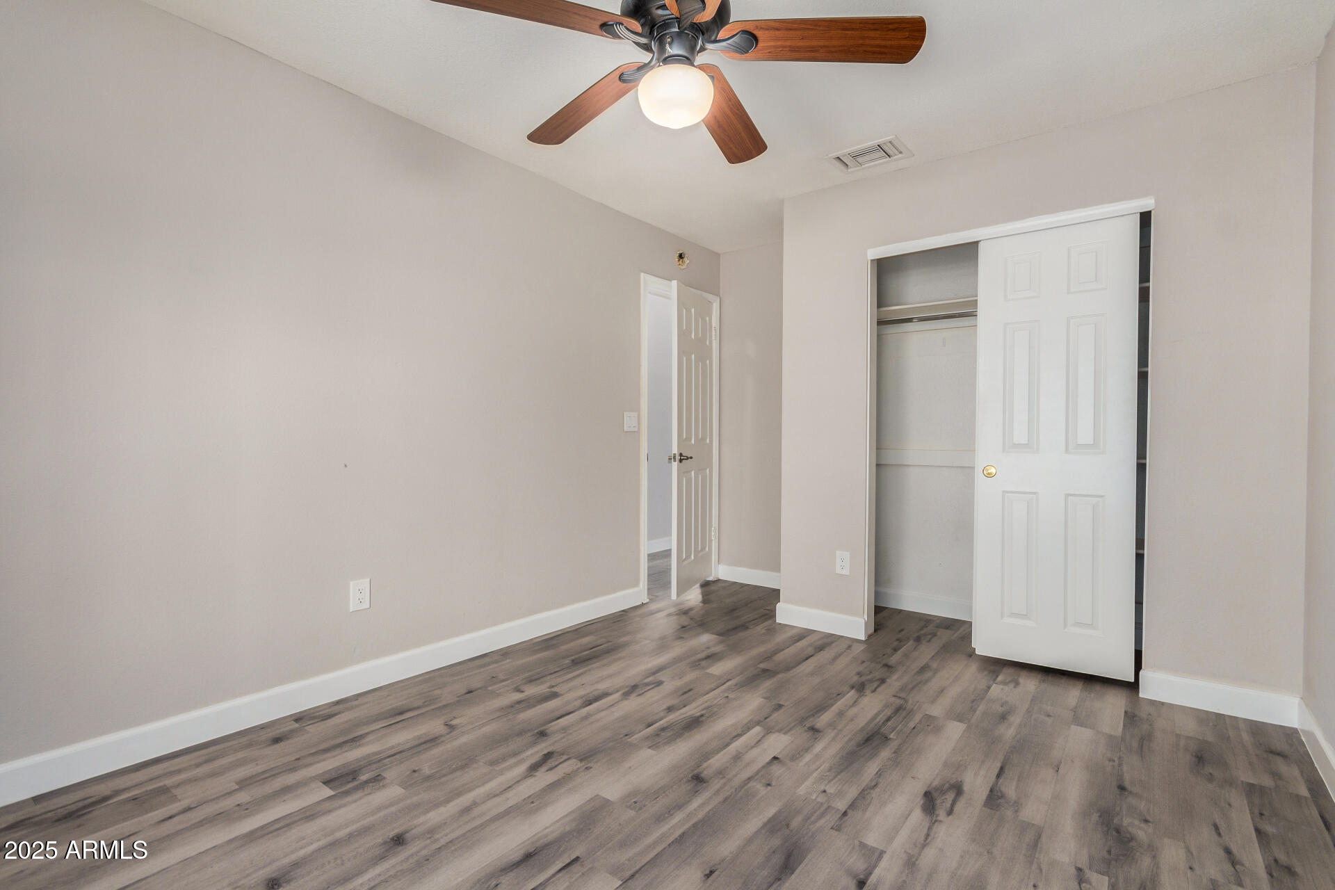15238 S 36TH Place