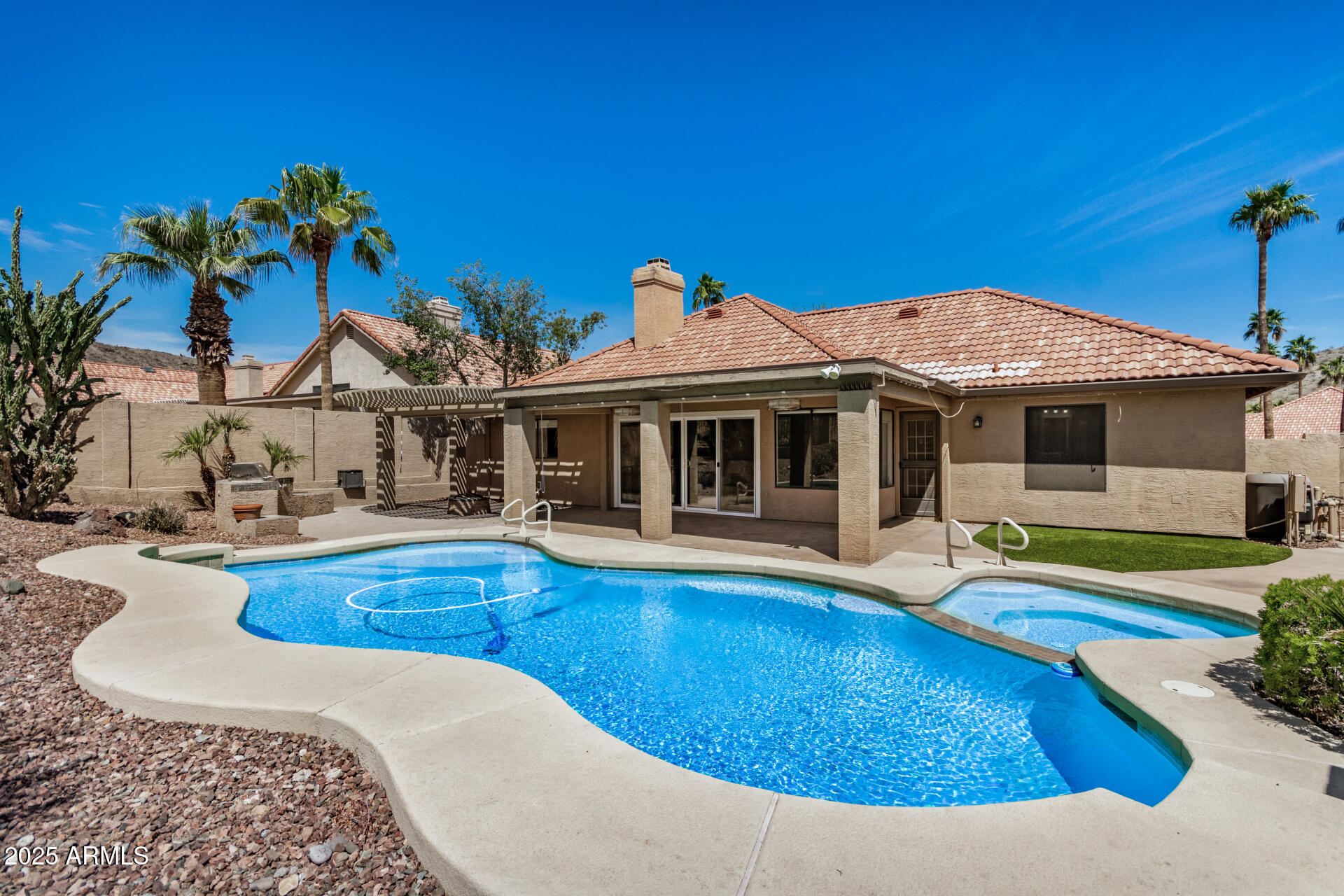 15238 S 36TH Place