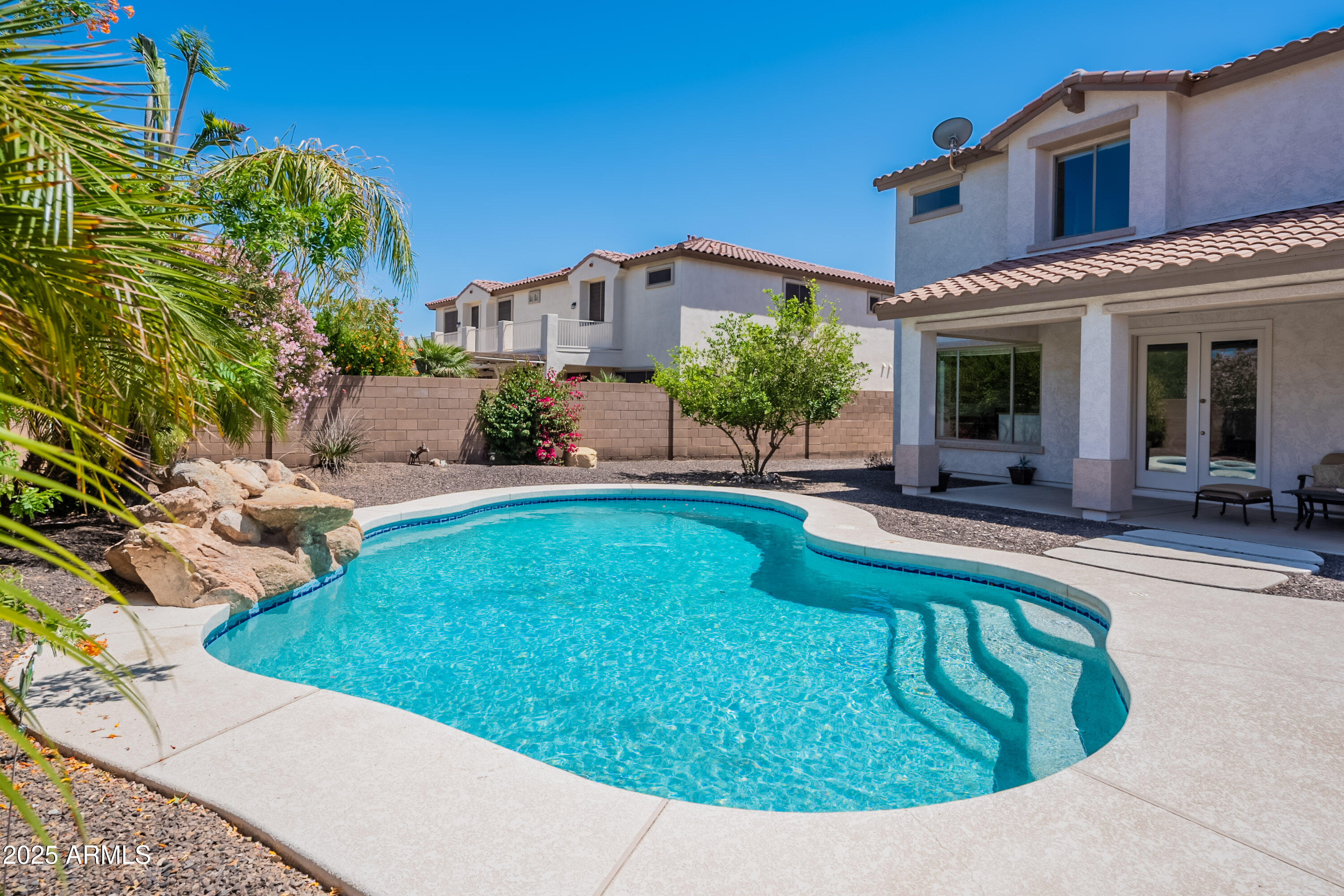 3574 E GLACIER Place