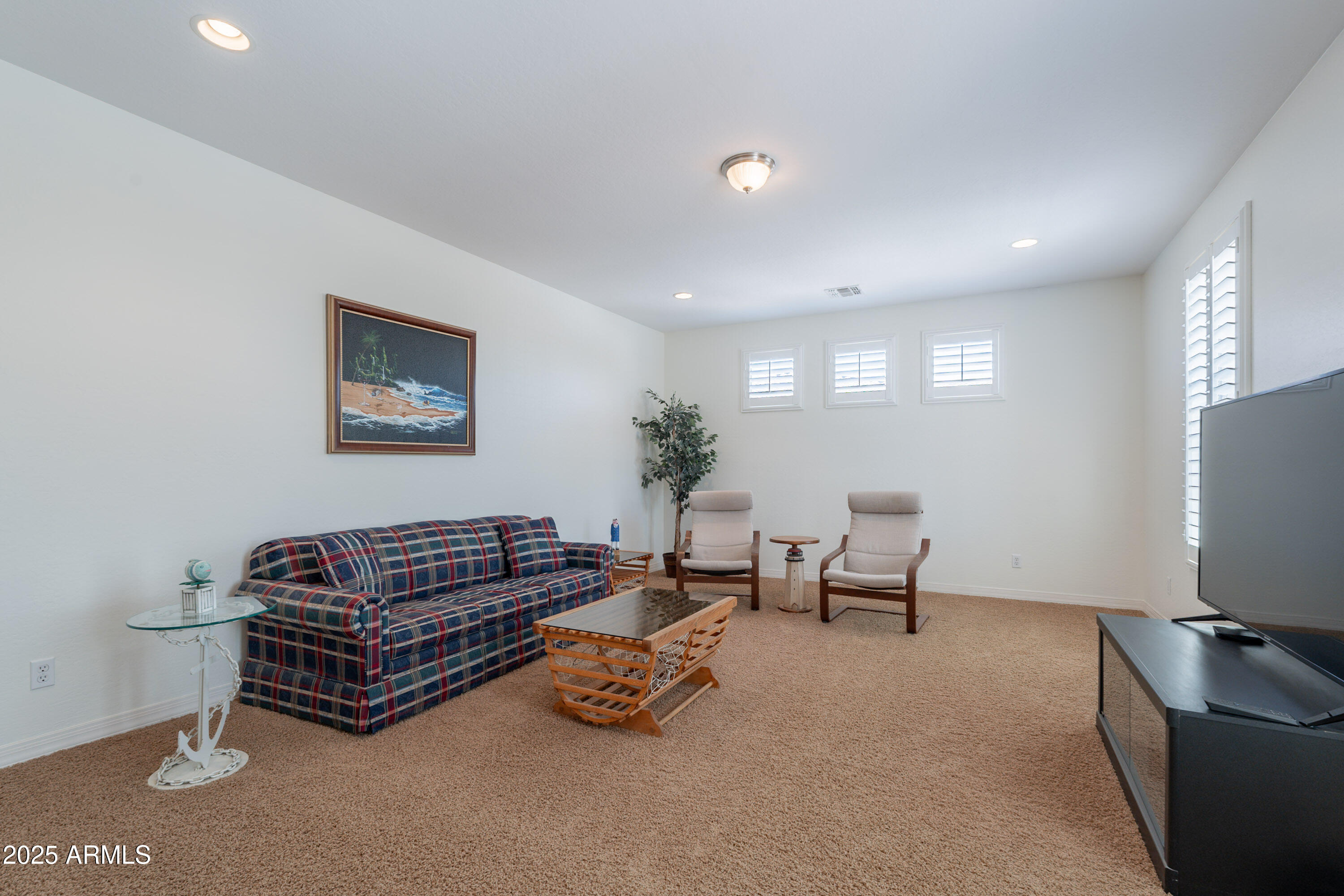 3574 E GLACIER Place