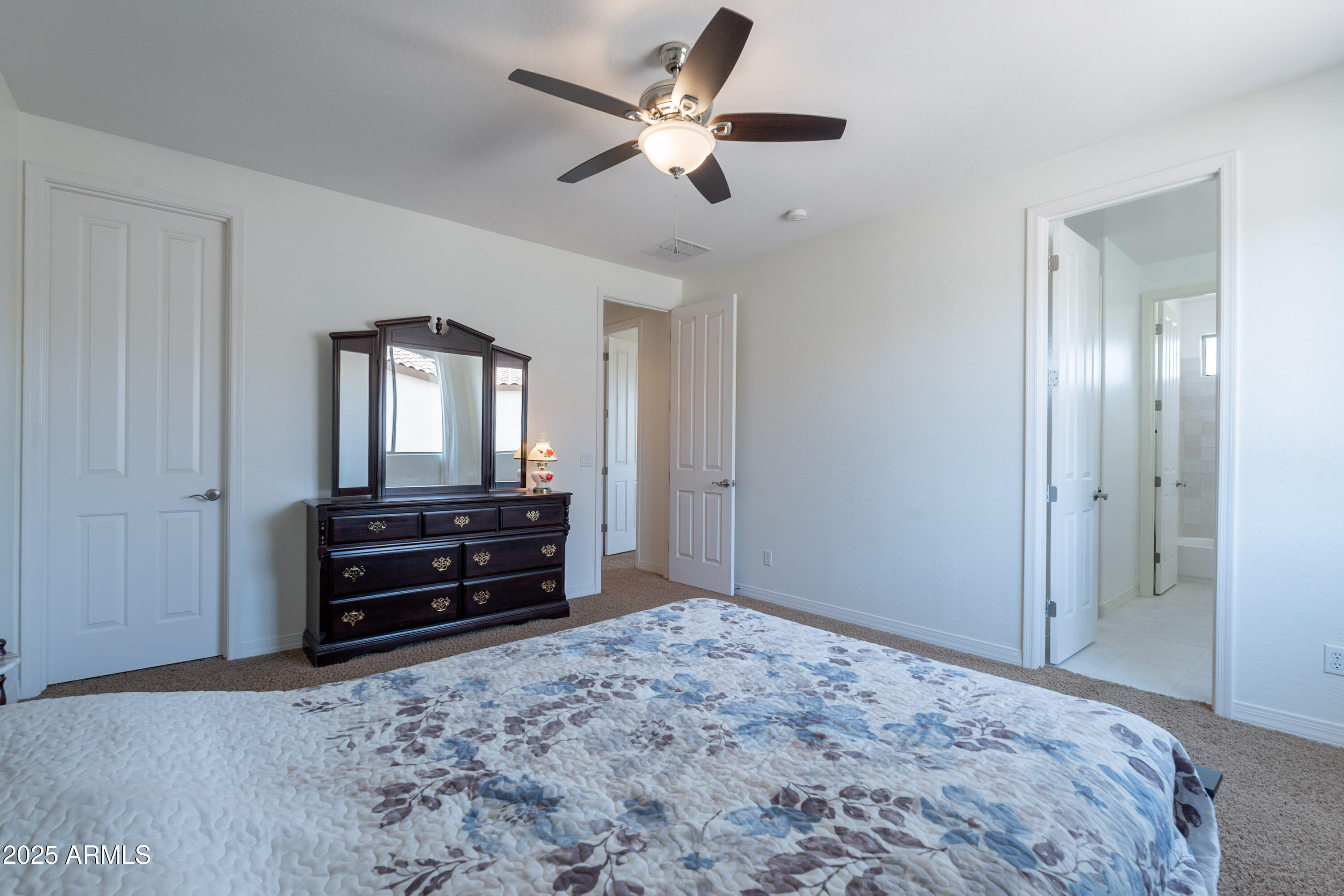 3574 E GLACIER Place