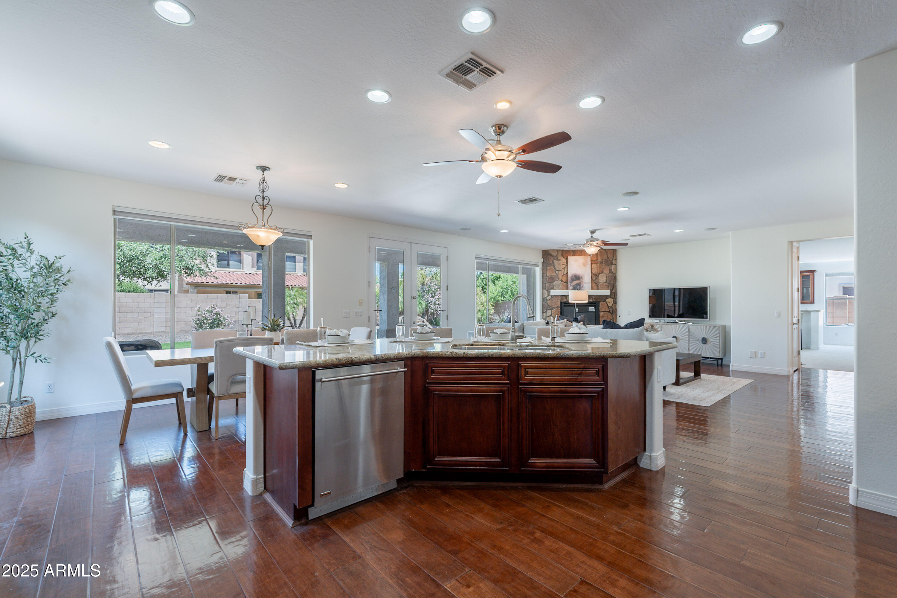 3574 E GLACIER Place