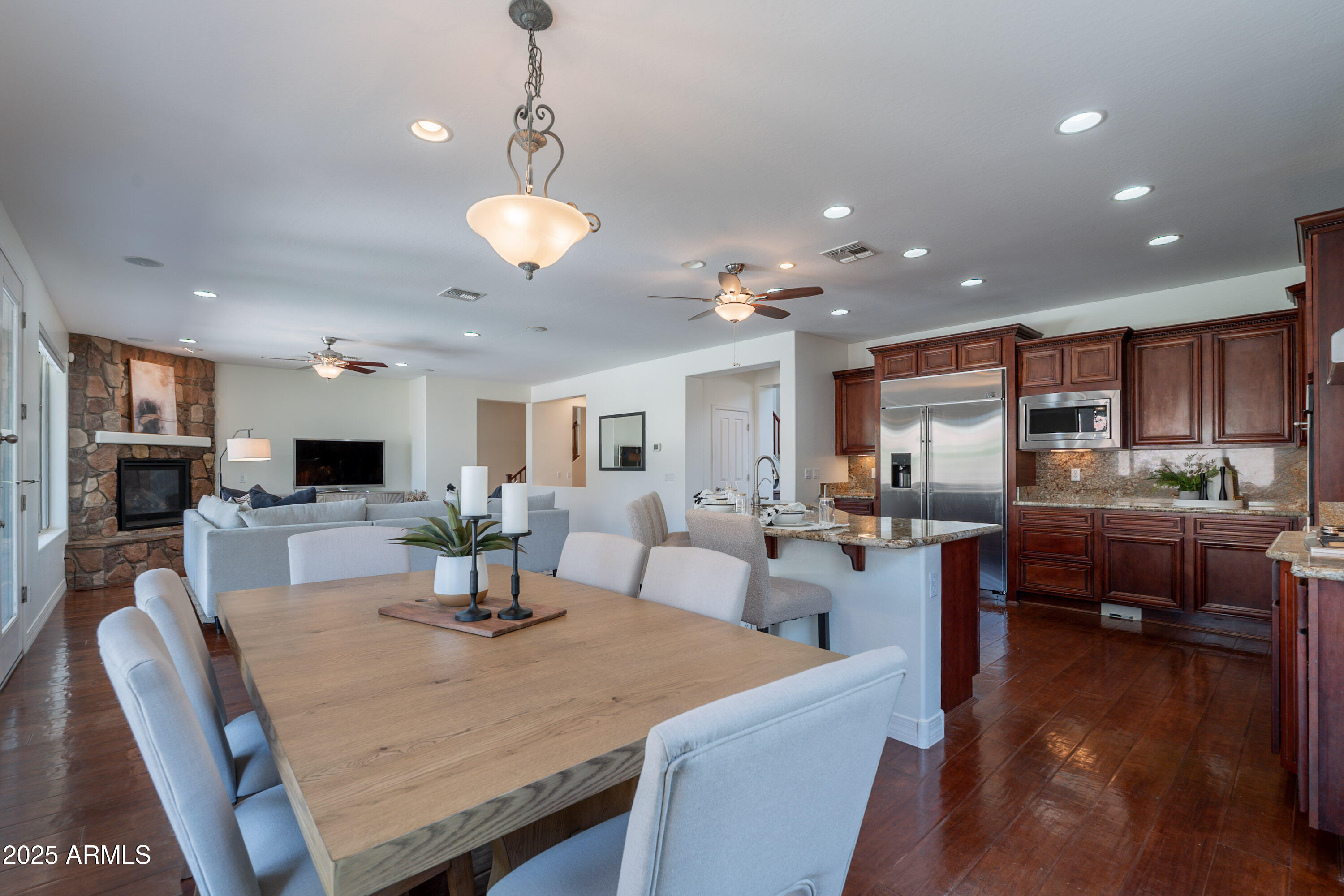 3574 E GLACIER Place