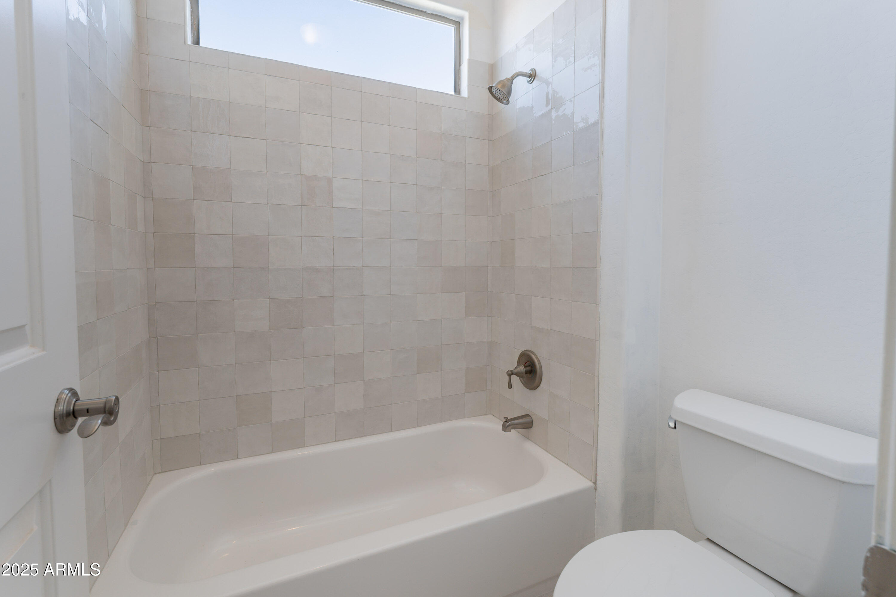 3574 E GLACIER Place