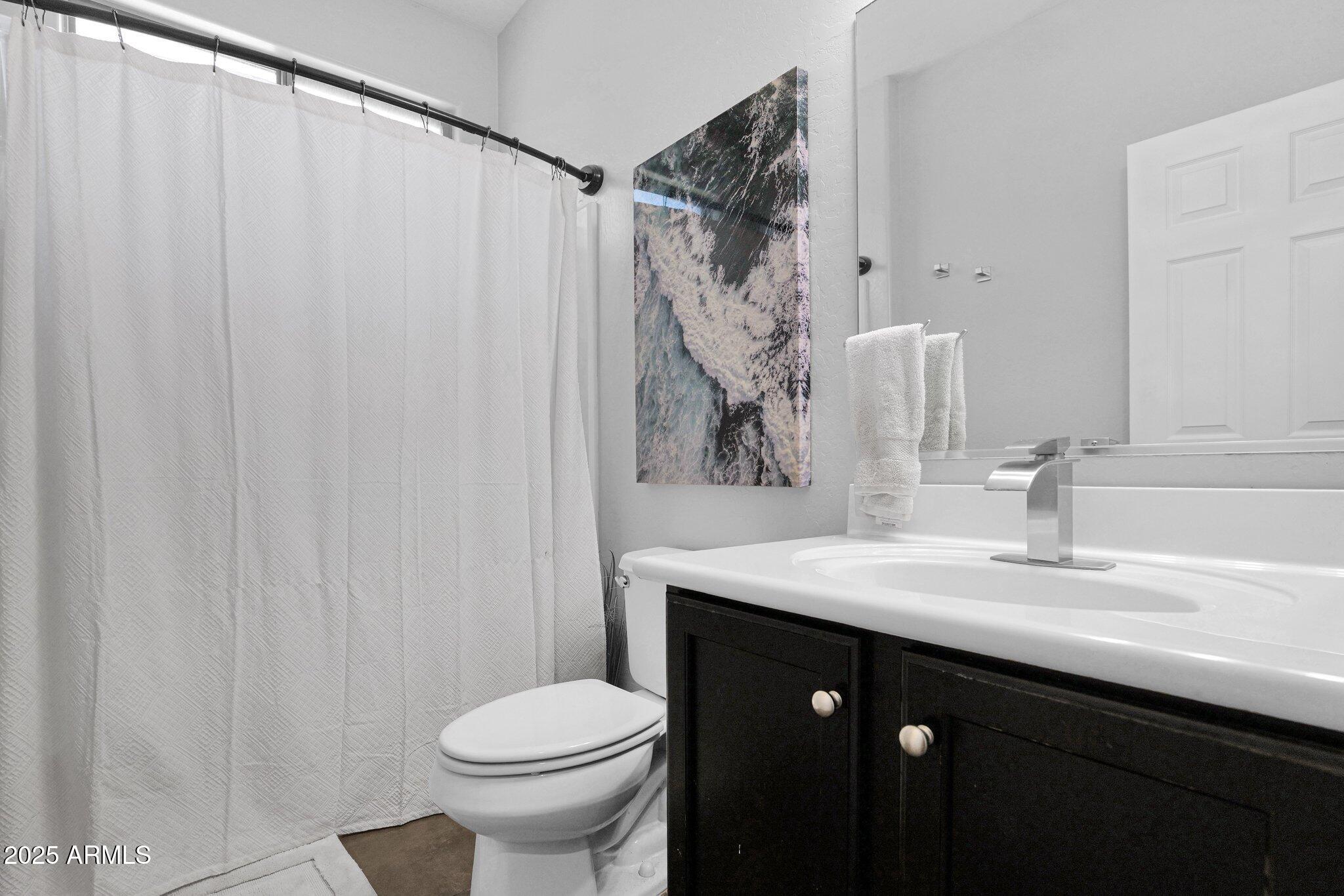 3436 E GARY Way