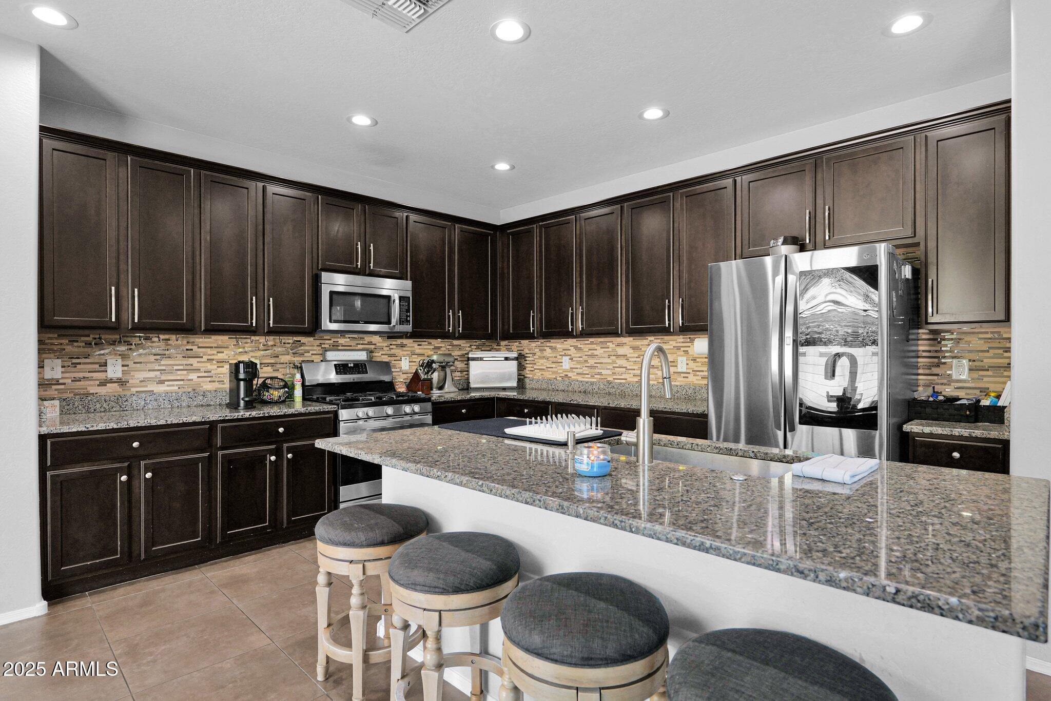 3436 E GARY Way