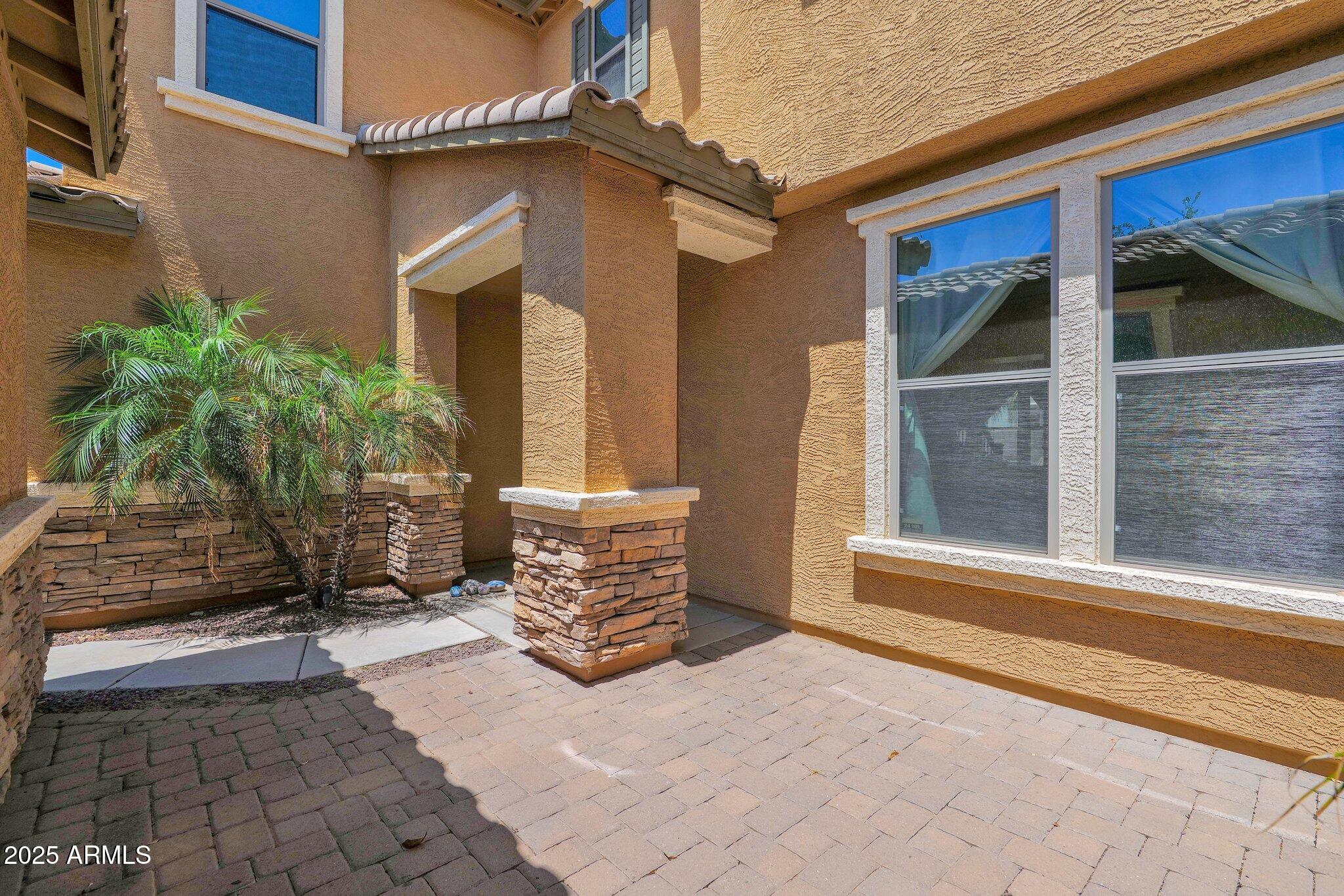 3436 E GARY Way