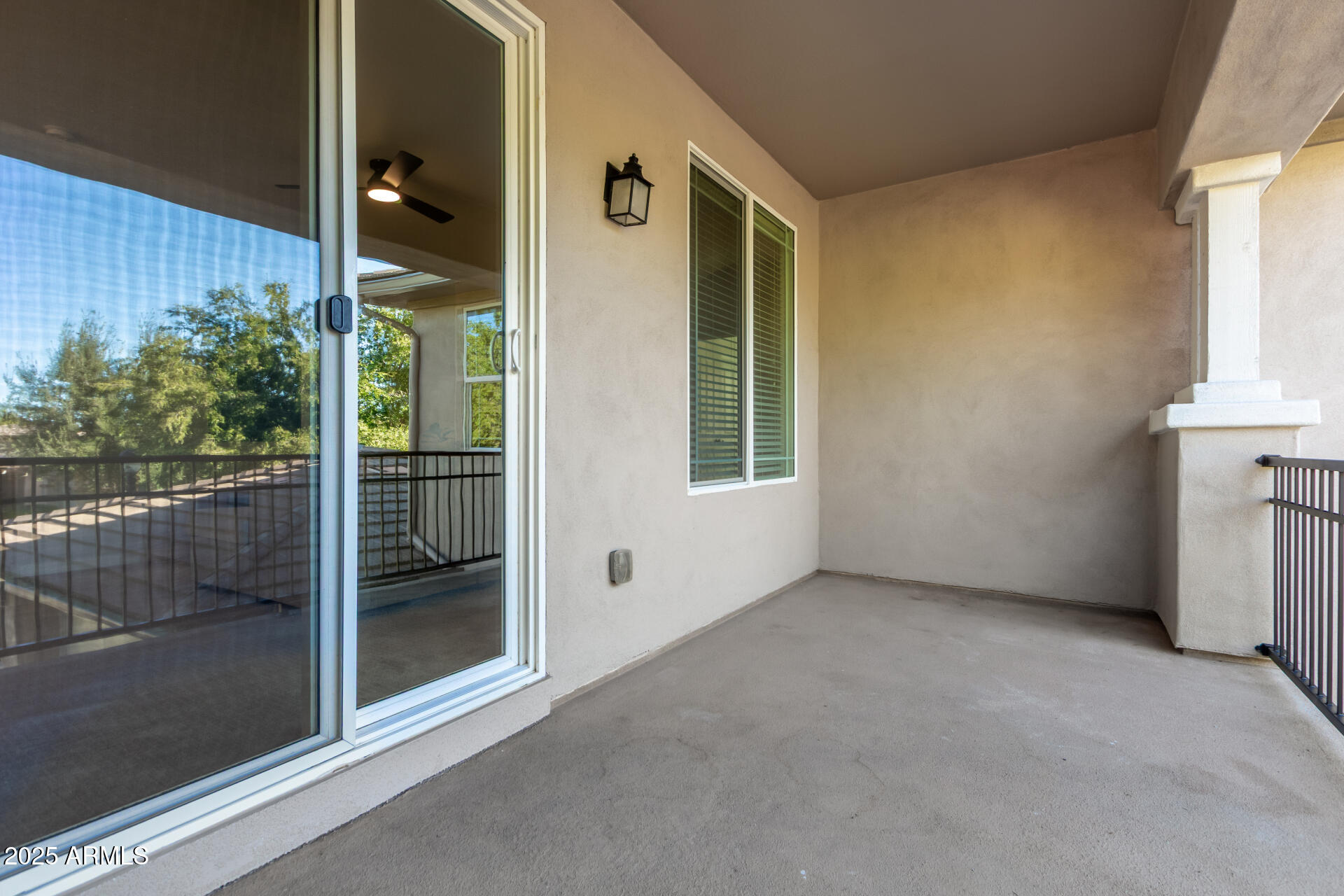 3955 E MESQUITE Street