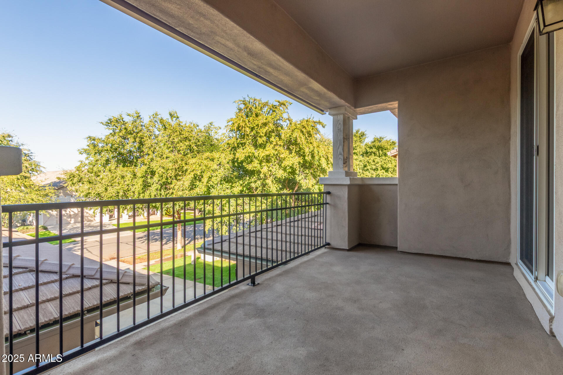 3955 E MESQUITE Street