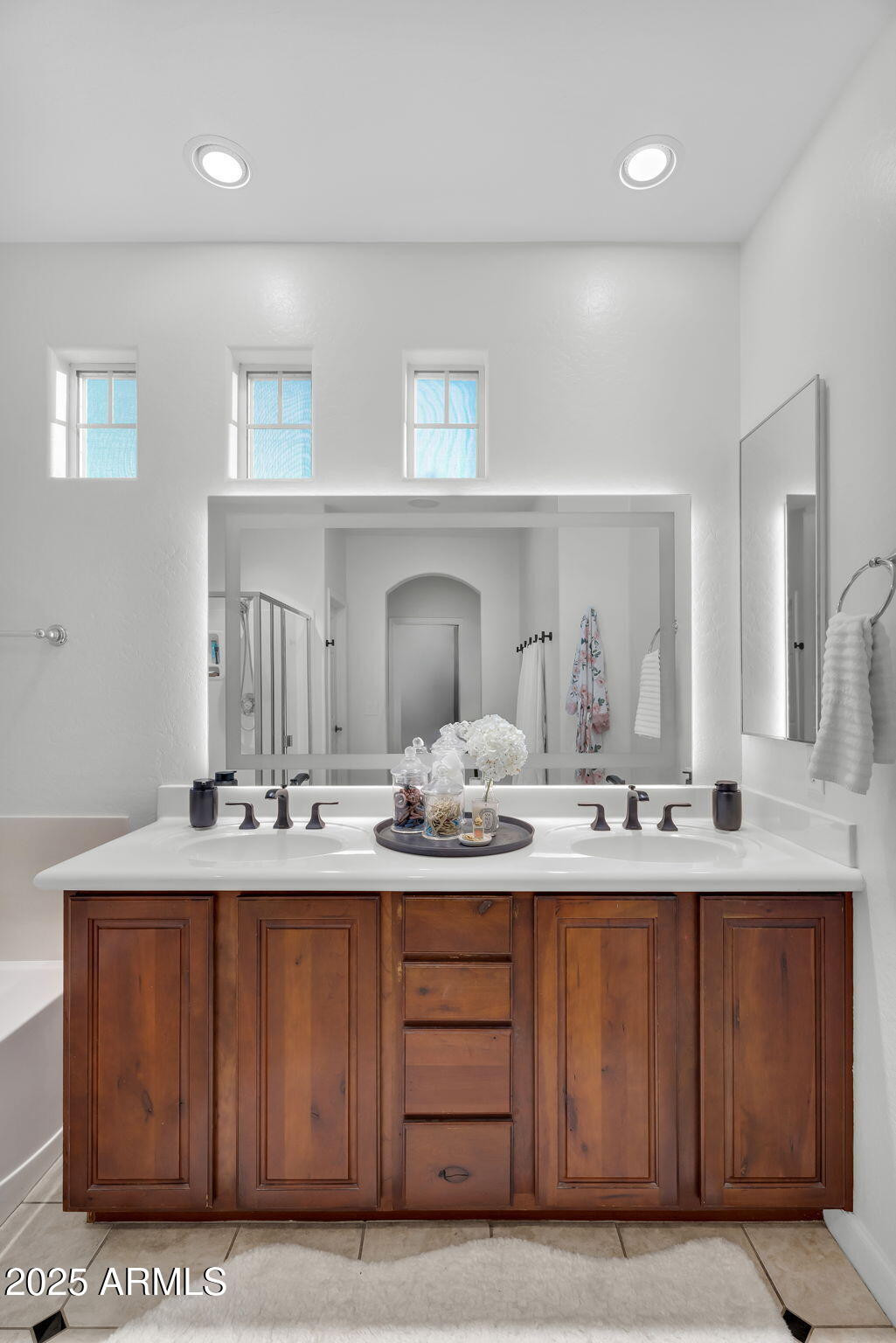 4245 E CULLUMBER Court