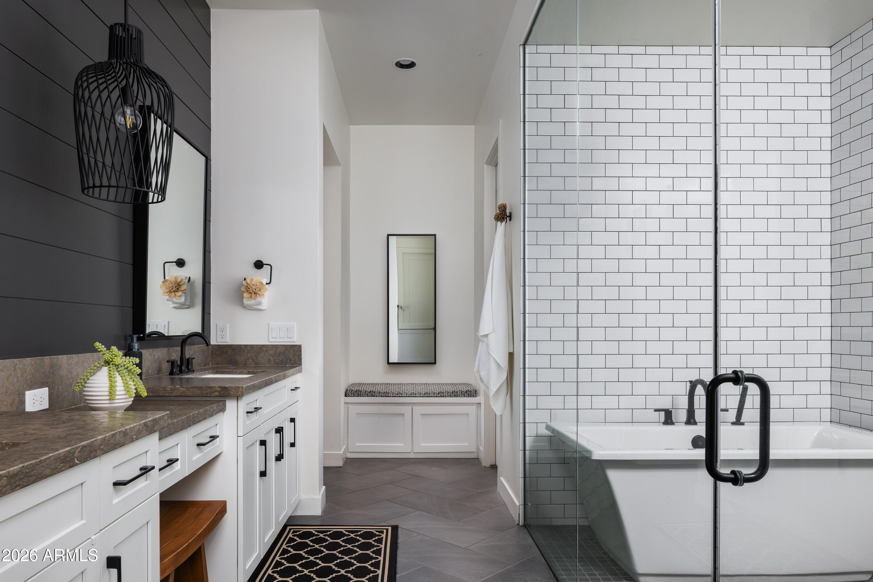 3483 E BLOOMFIELD Parkway