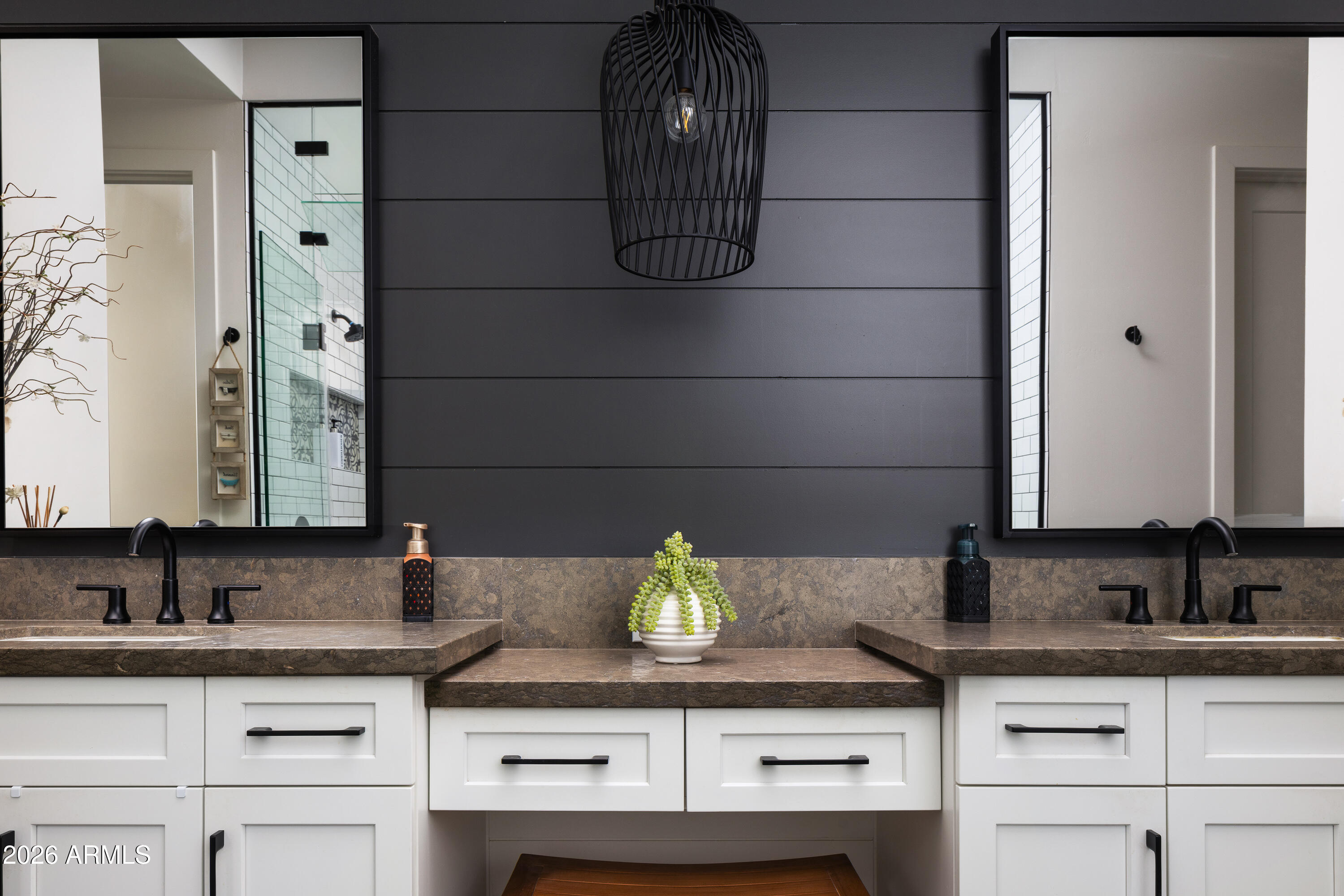 3483 E BLOOMFIELD Parkway