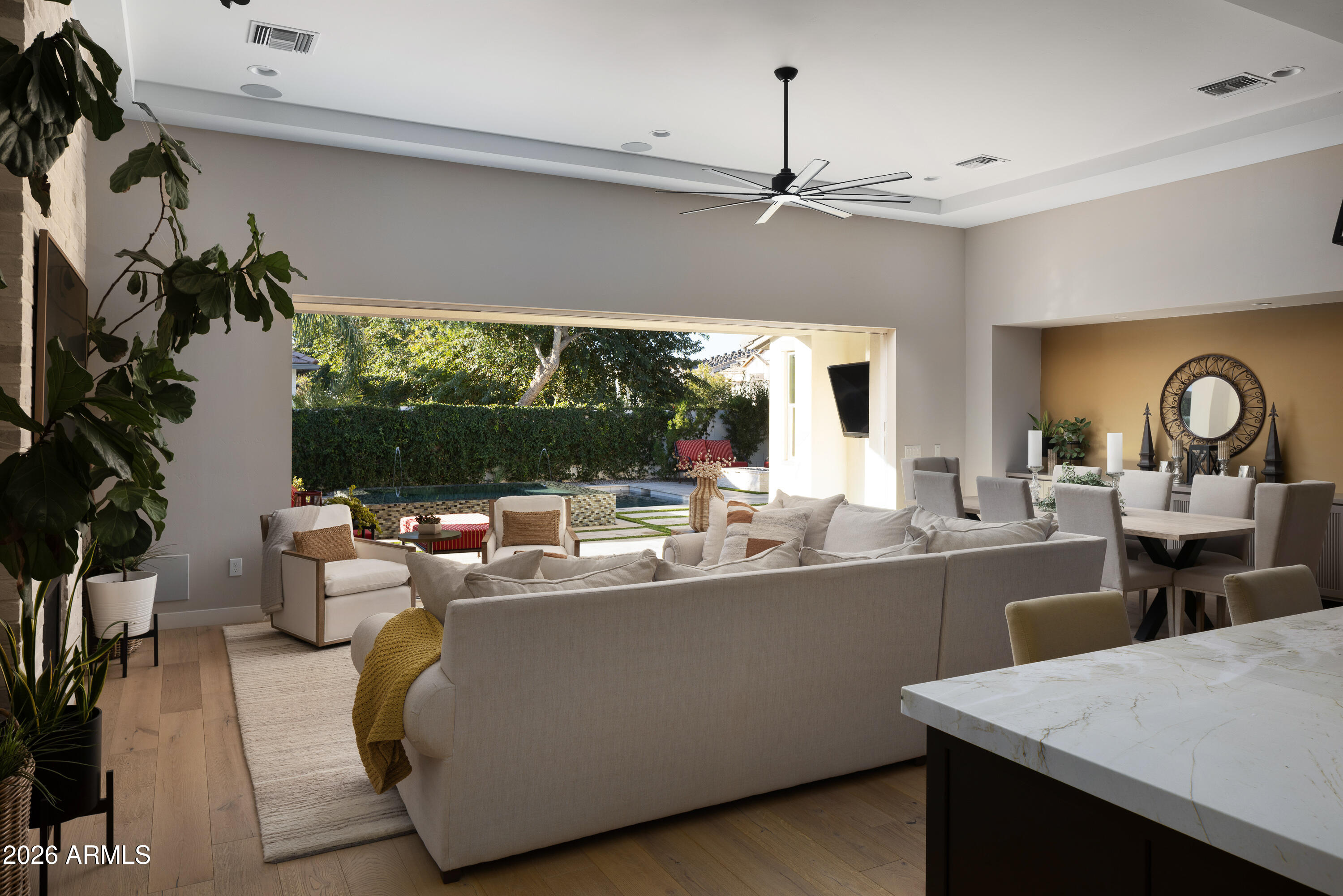 3405 E BLOOMFIELD Parkway