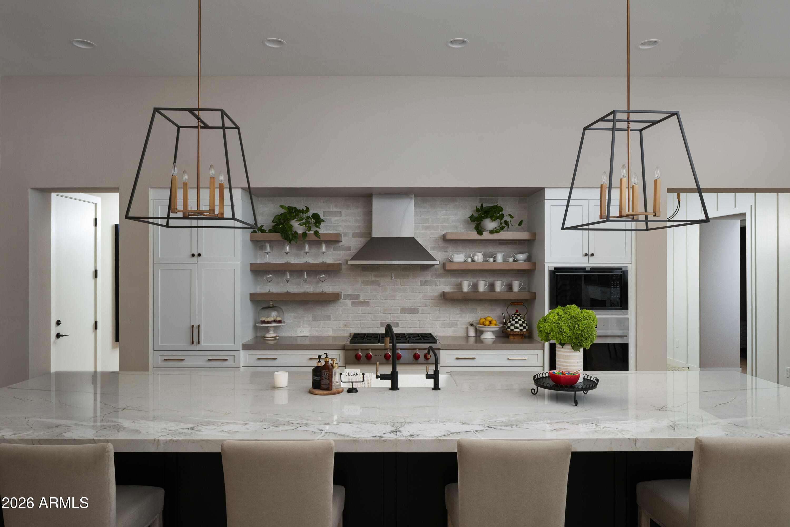 3405 E BLOOMFIELD Parkway