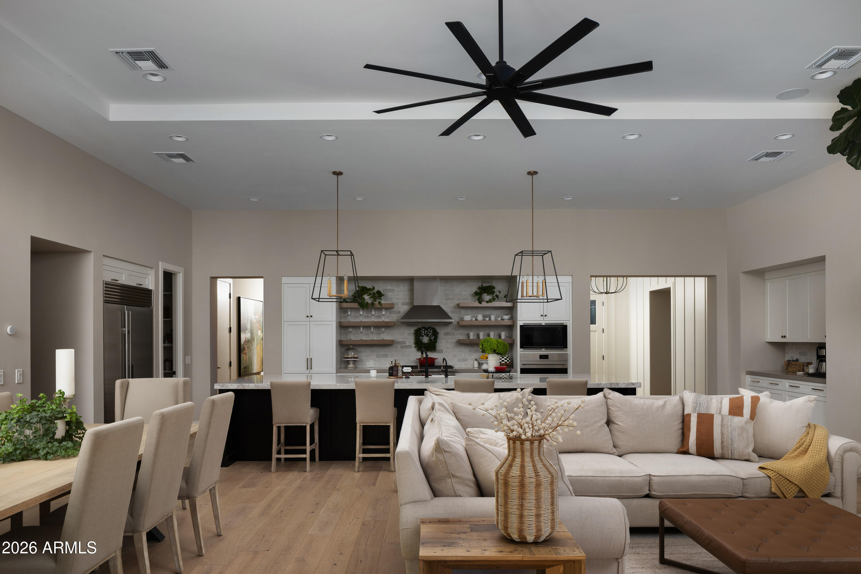 3405 E BLOOMFIELD Parkway