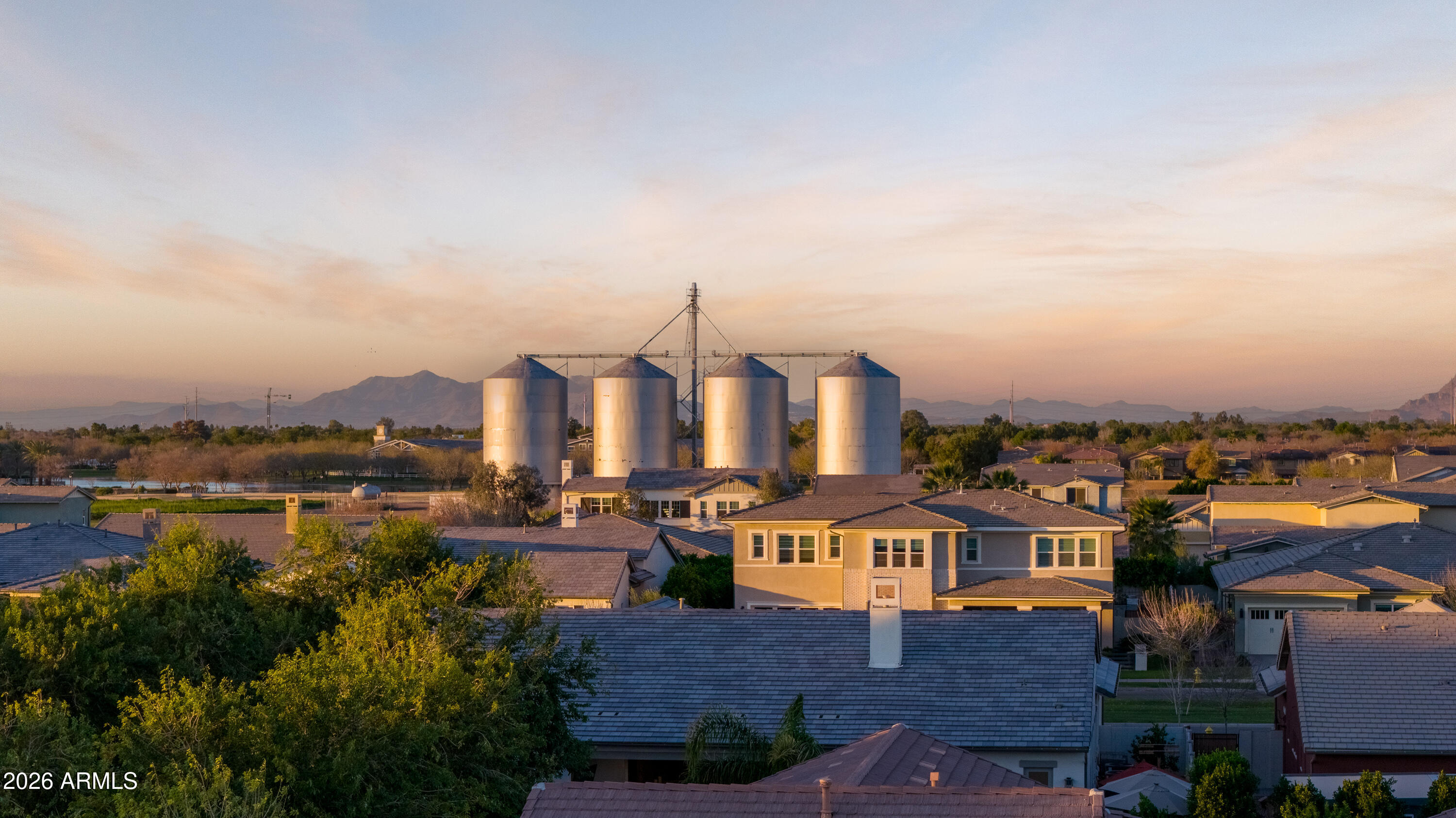 3405 E BLOOMFIELD Parkway