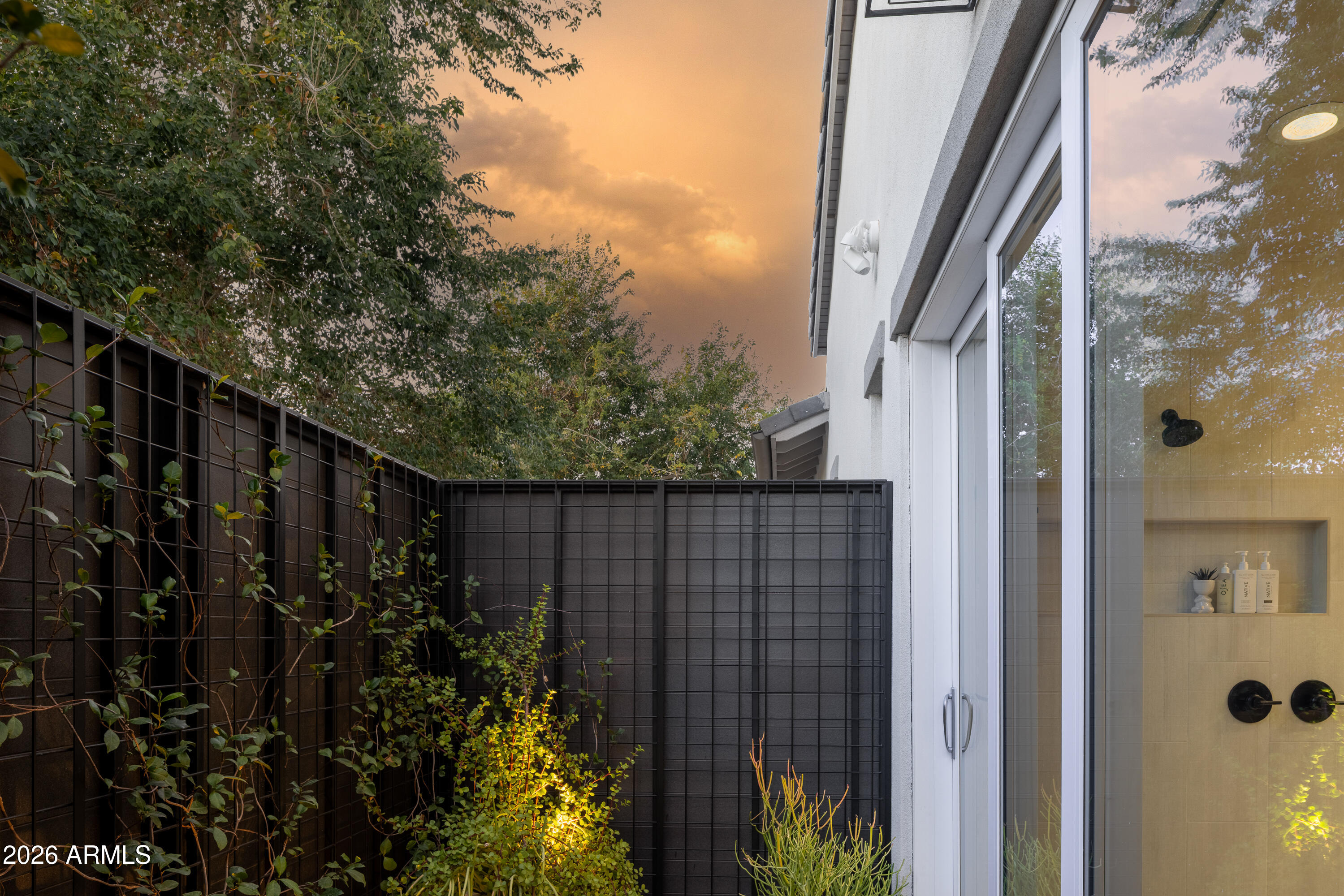 3405 E BLOOMFIELD Parkway