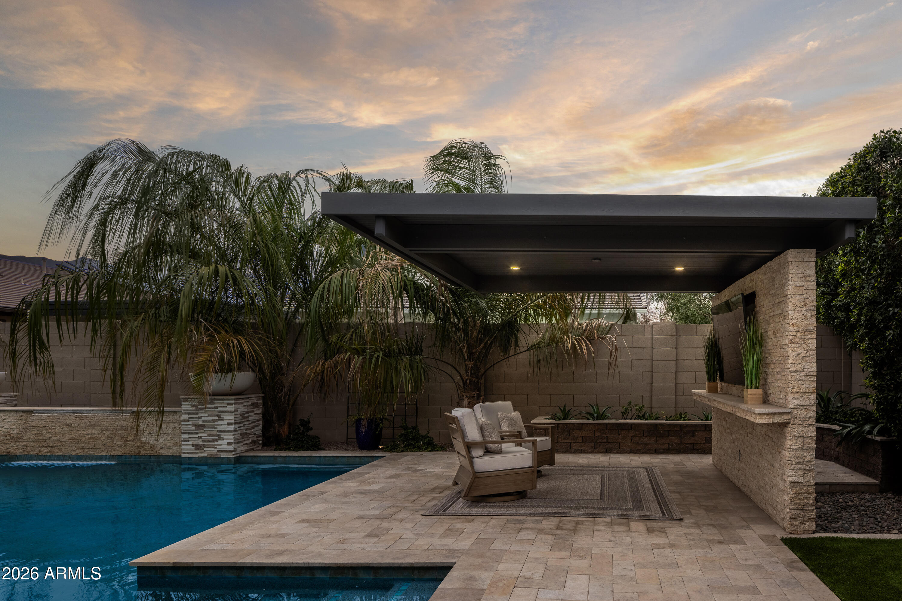 3743 E ARABIAN Drive