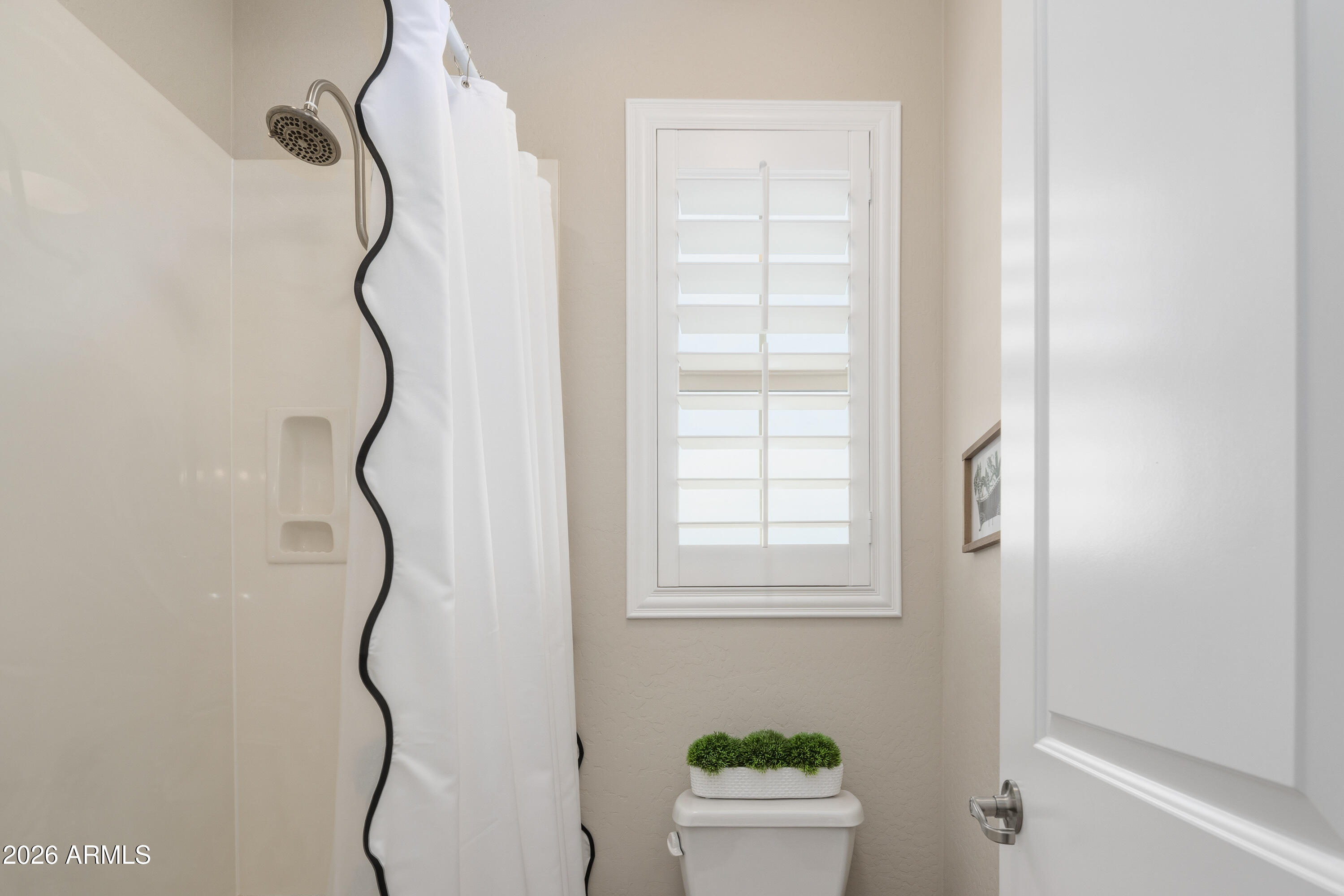 3743 E ARABIAN Drive