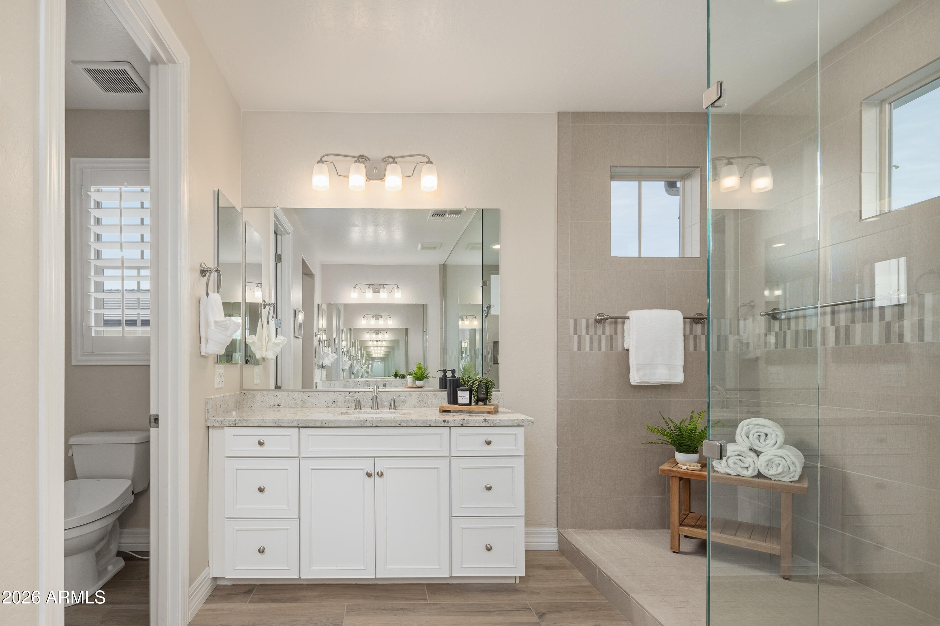 3743 E ARABIAN Drive