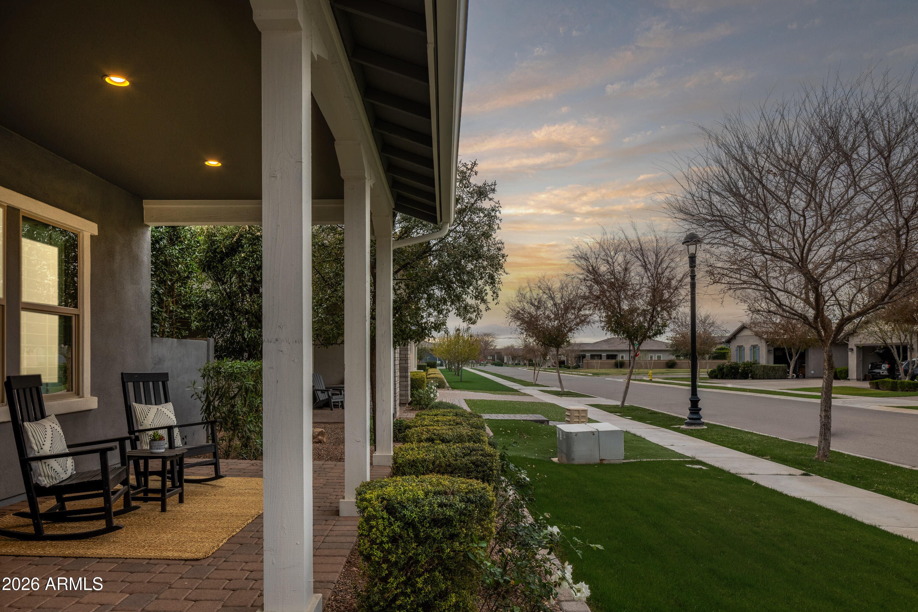 3743 E ARABIAN Drive