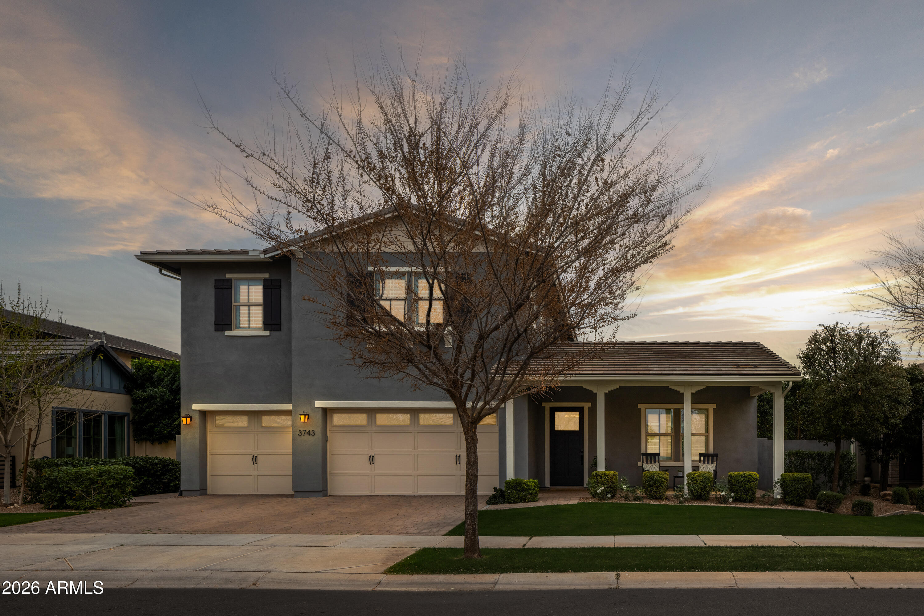 3743 E ARABIAN Drive