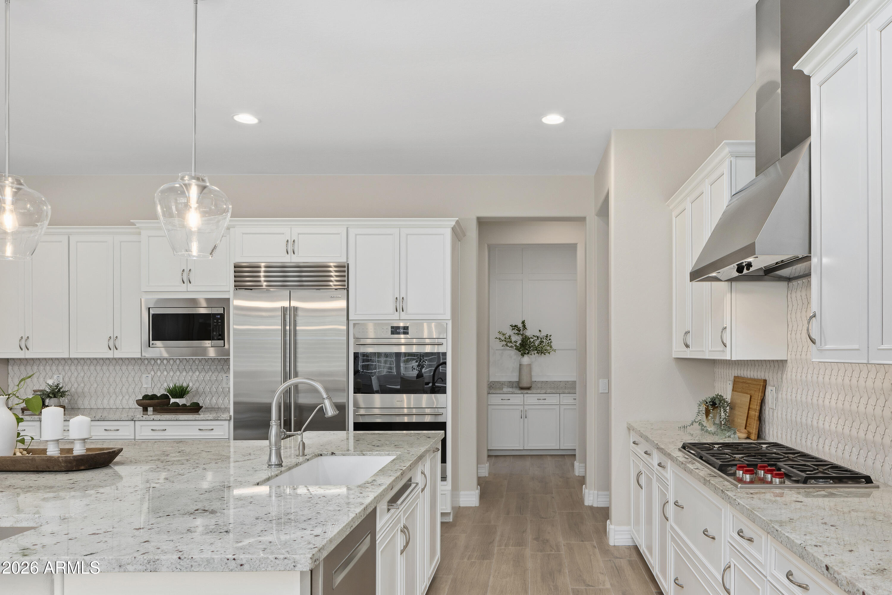 3743 E ARABIAN Drive