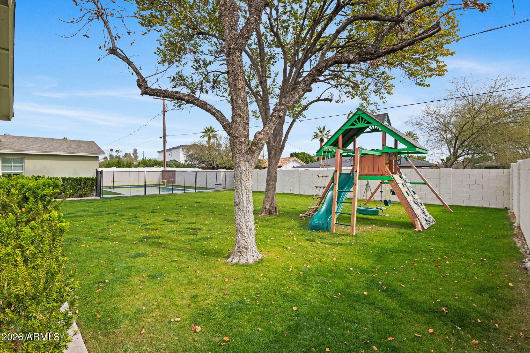 3621 N KACHINA Lane
