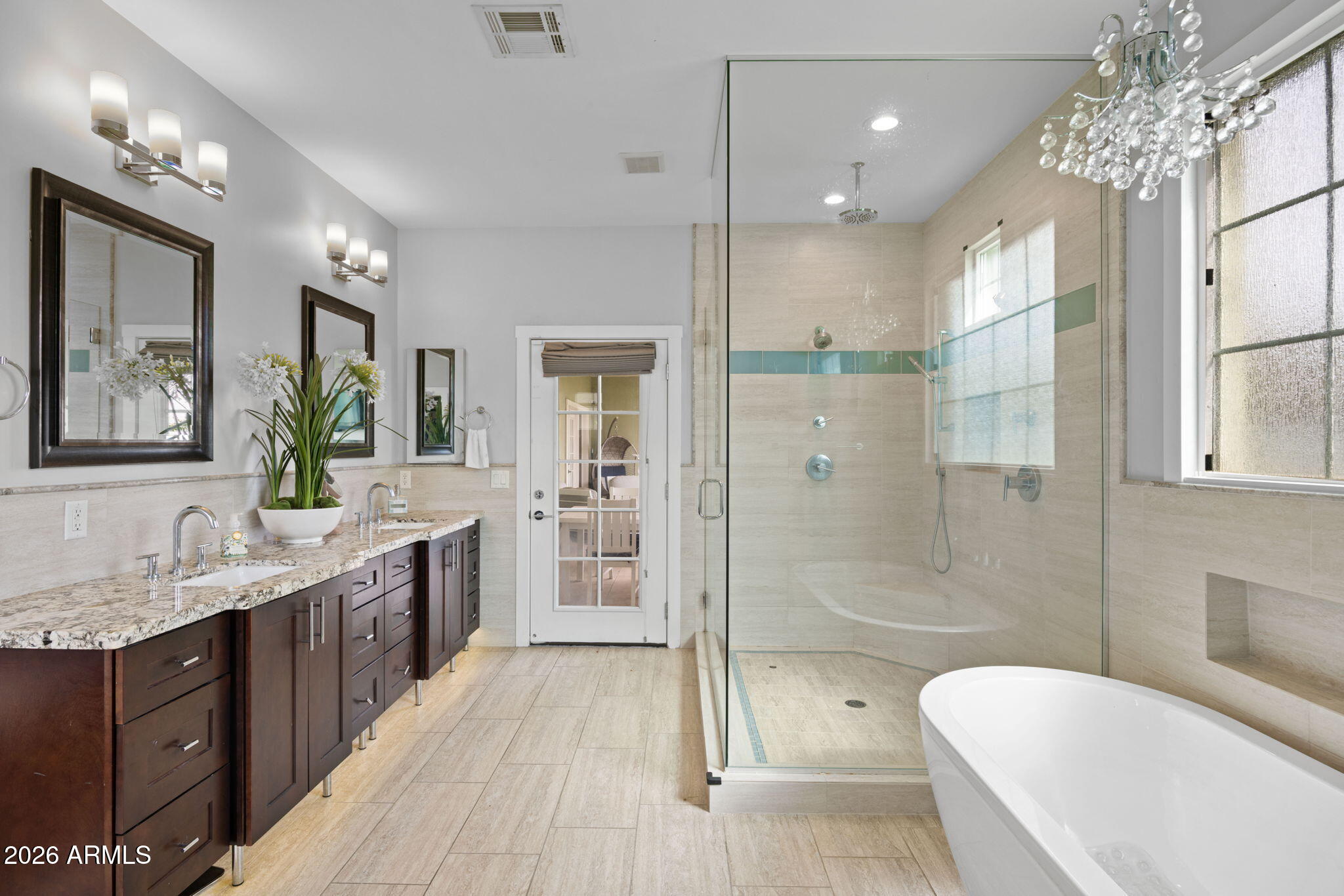 3621 N KACHINA Lane