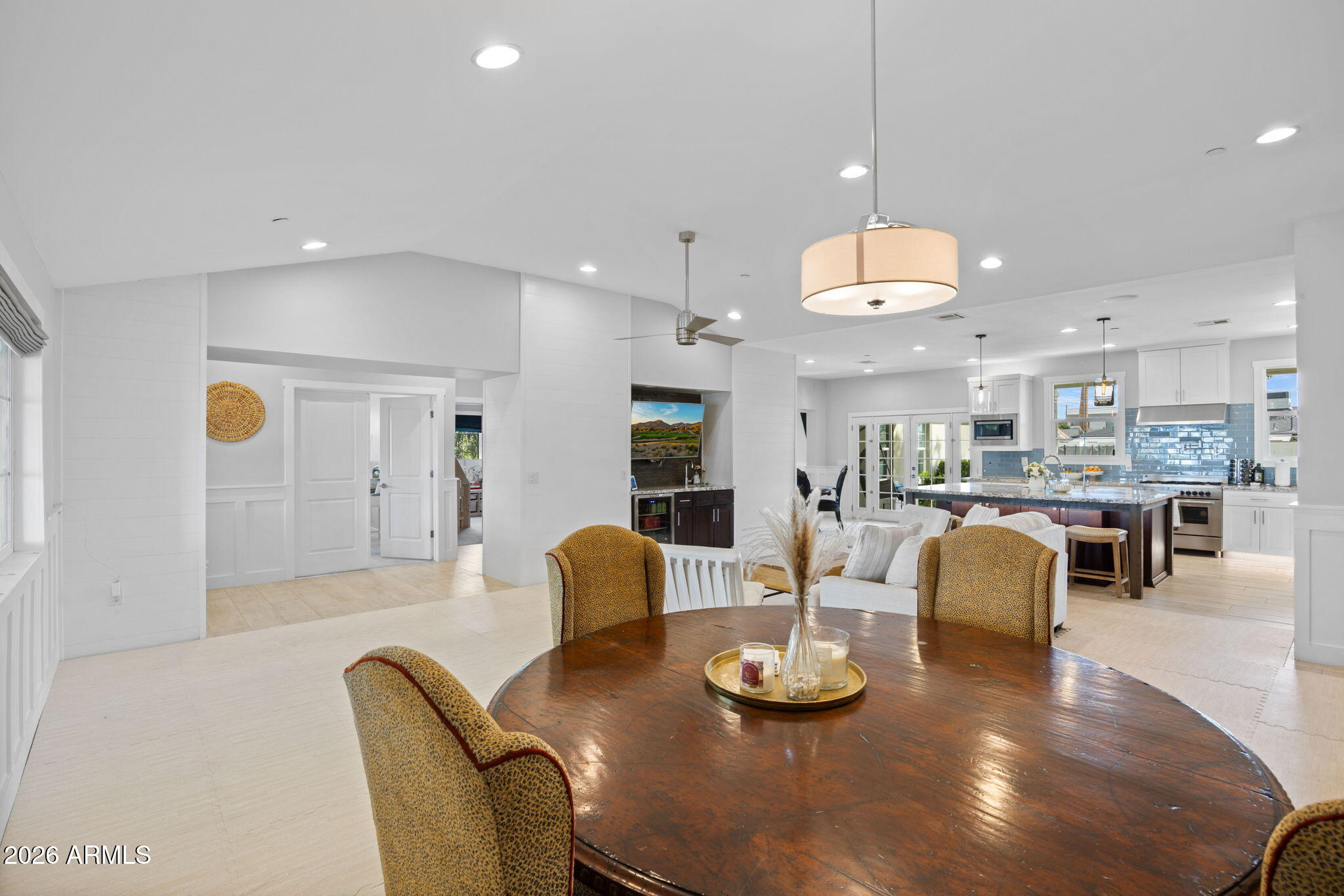 3621 N KACHINA Lane