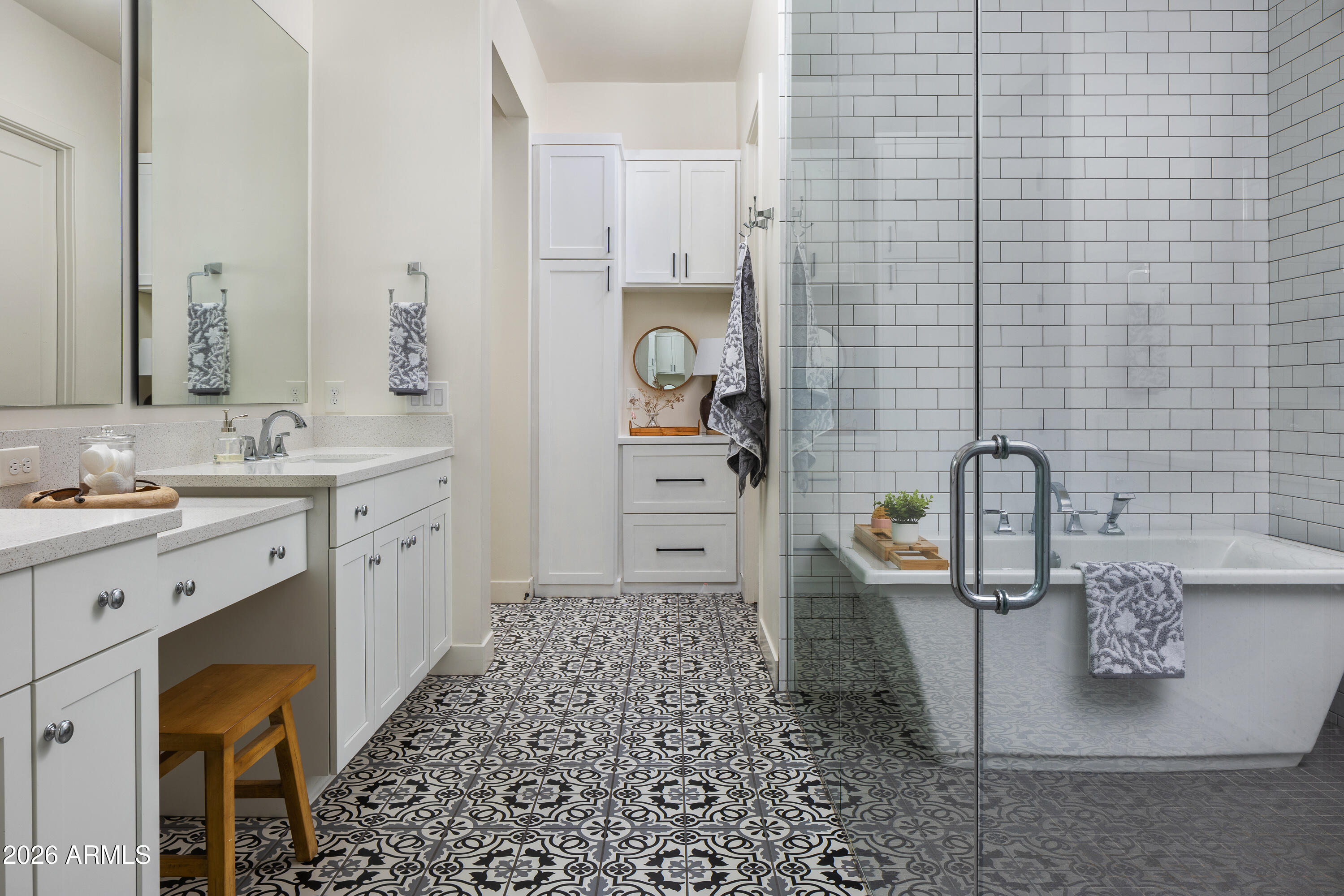 3548 E BLOOMFIELD Parkway