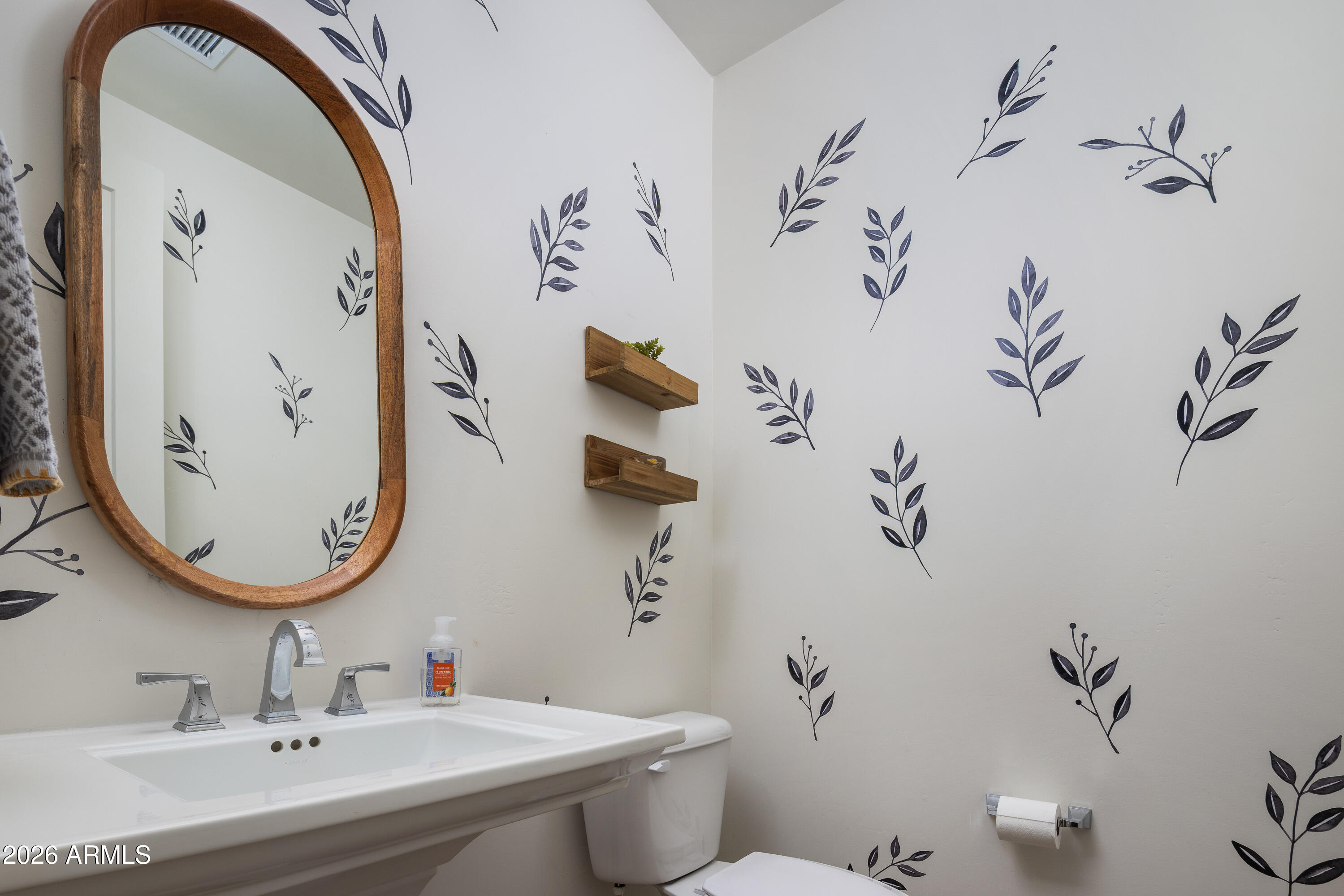 3548 E BLOOMFIELD Parkway