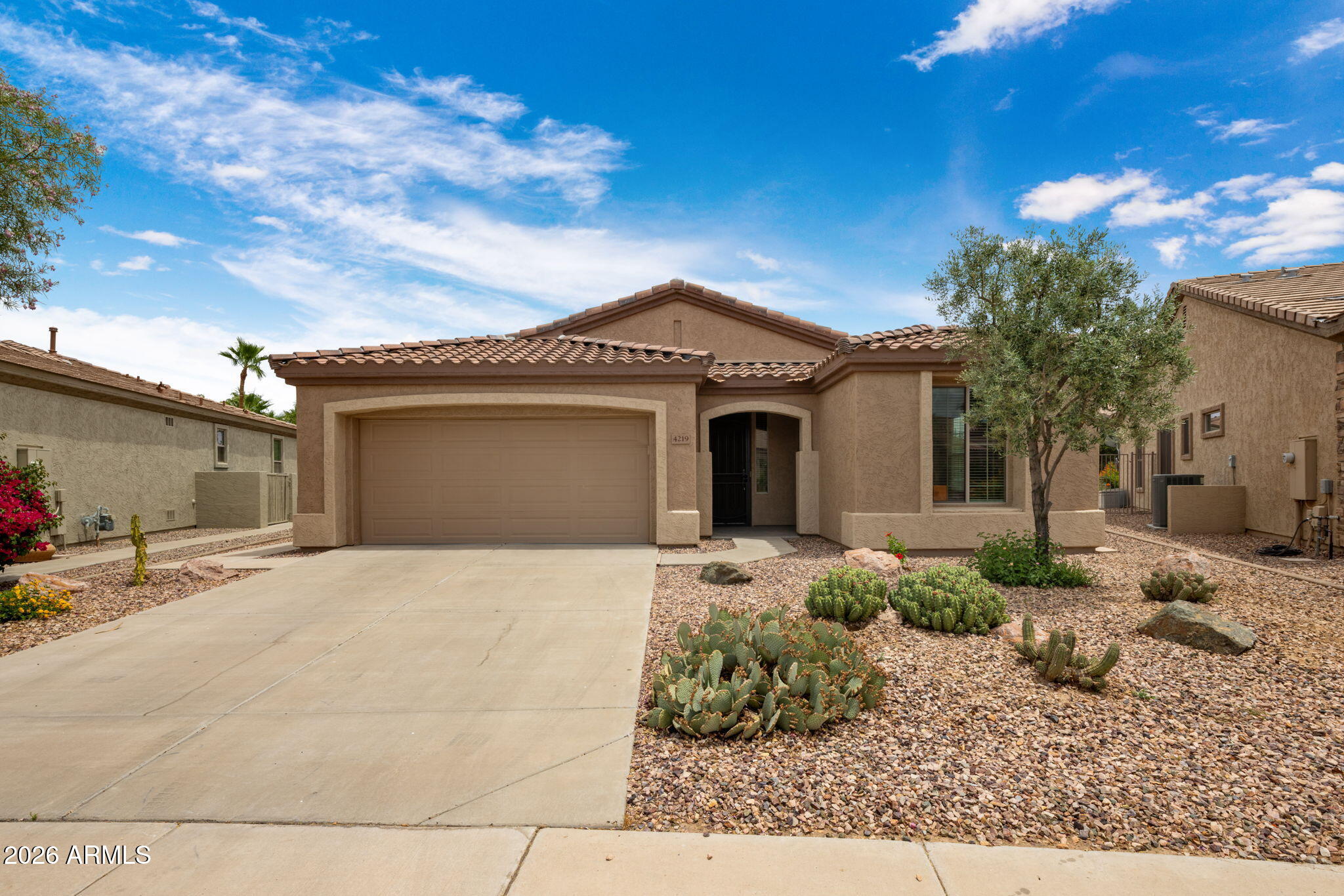 4219 E DONATO Drive