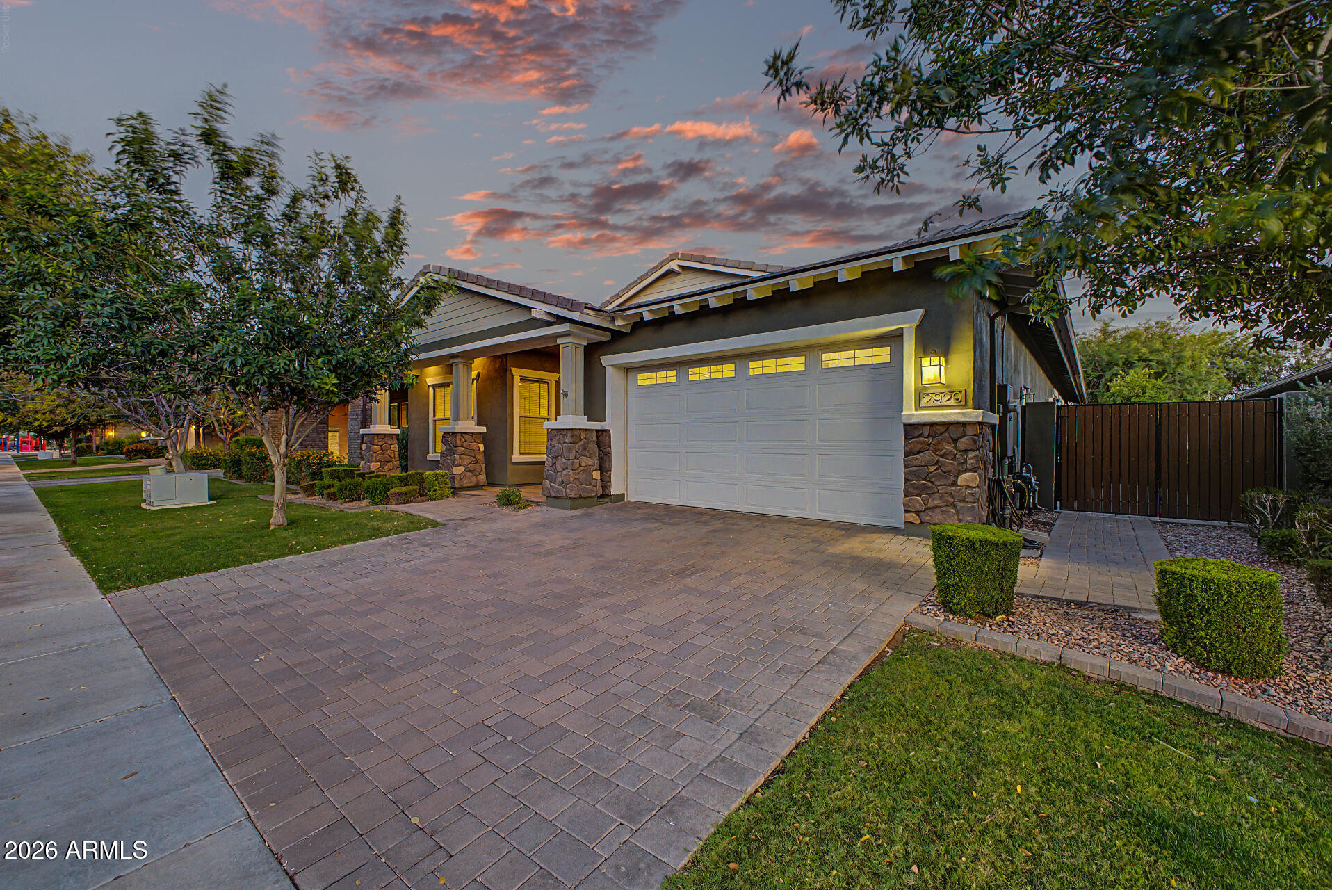 2929 E APPALOOSA Road