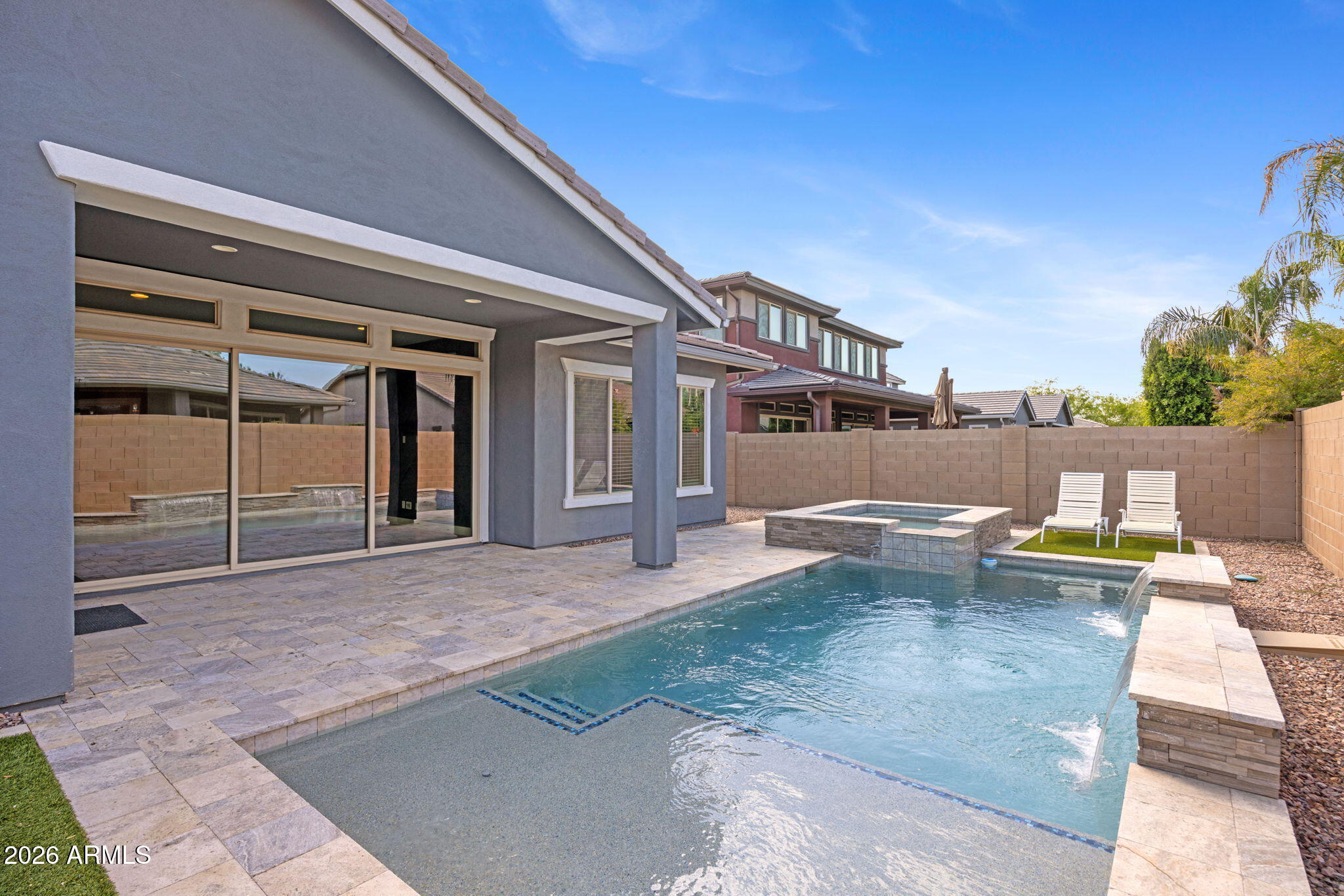 2860 E PINTO Drive