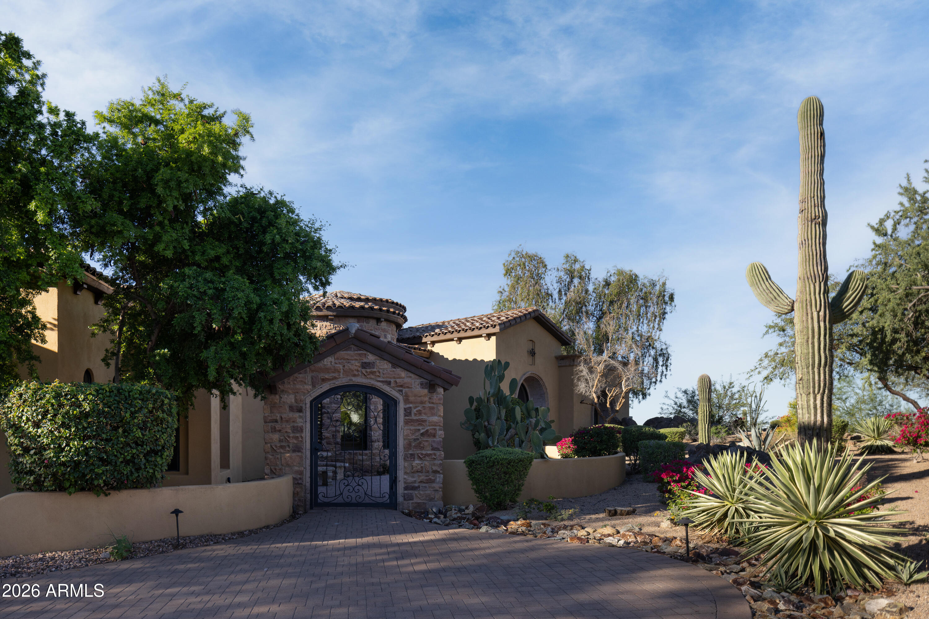 4037 N PINNACLE HILLS Circle