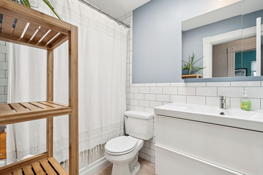 281 Chestnut Avenue # 3
