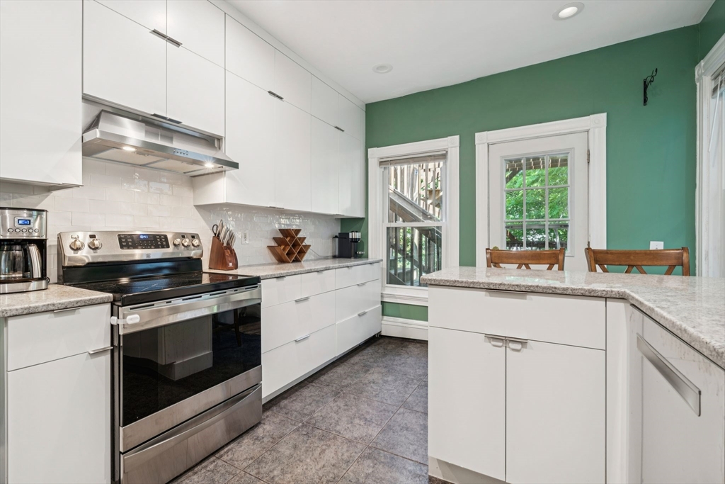 281 Chestnut Avenue # 3
