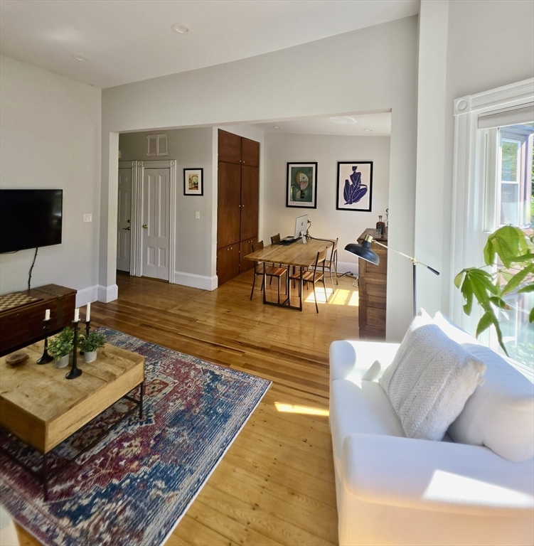 281 Chestnut Avenue # 3